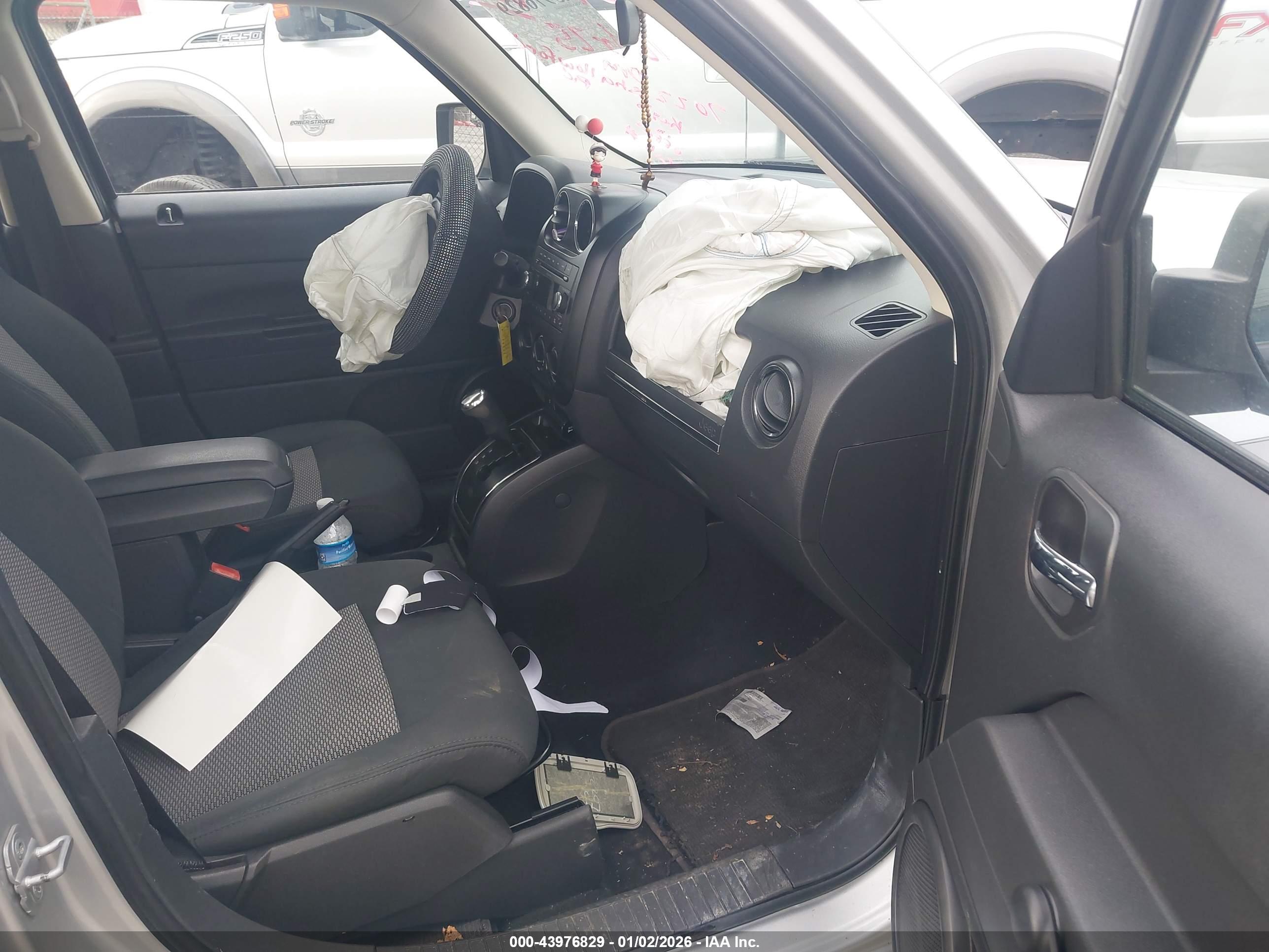 JEEP PATRIOT image 5