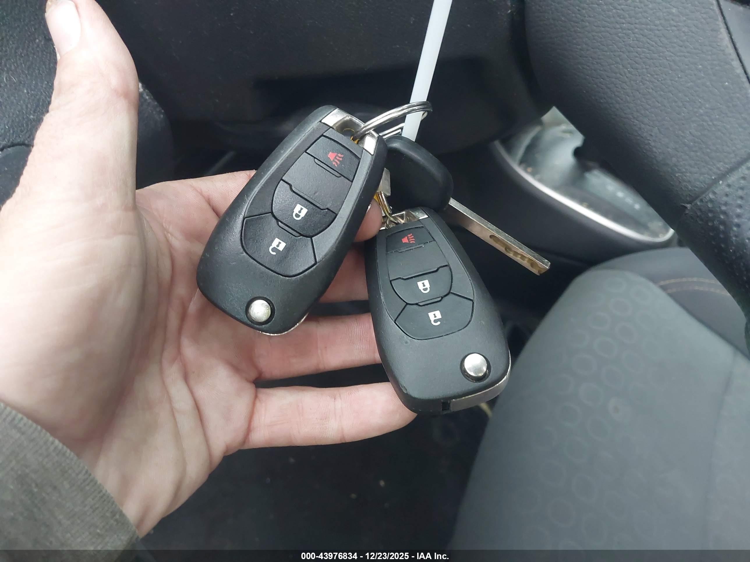 CHEVROLET TRAX image 11