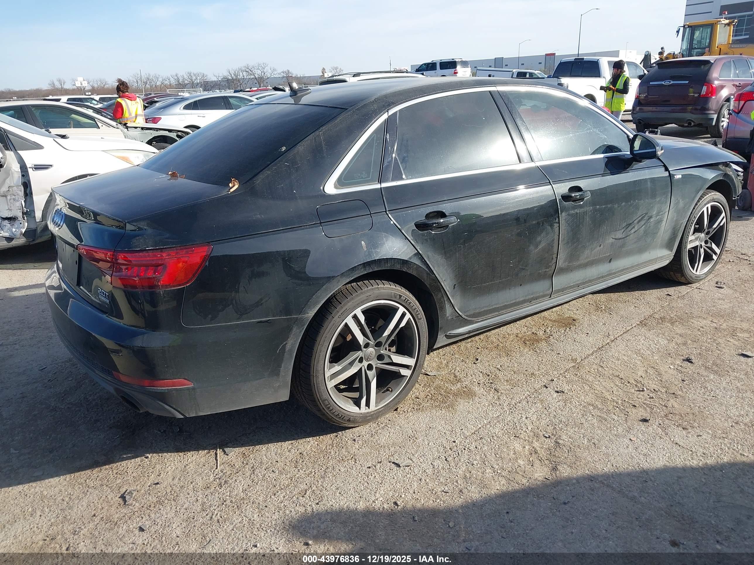 AUDI A4 image 4
