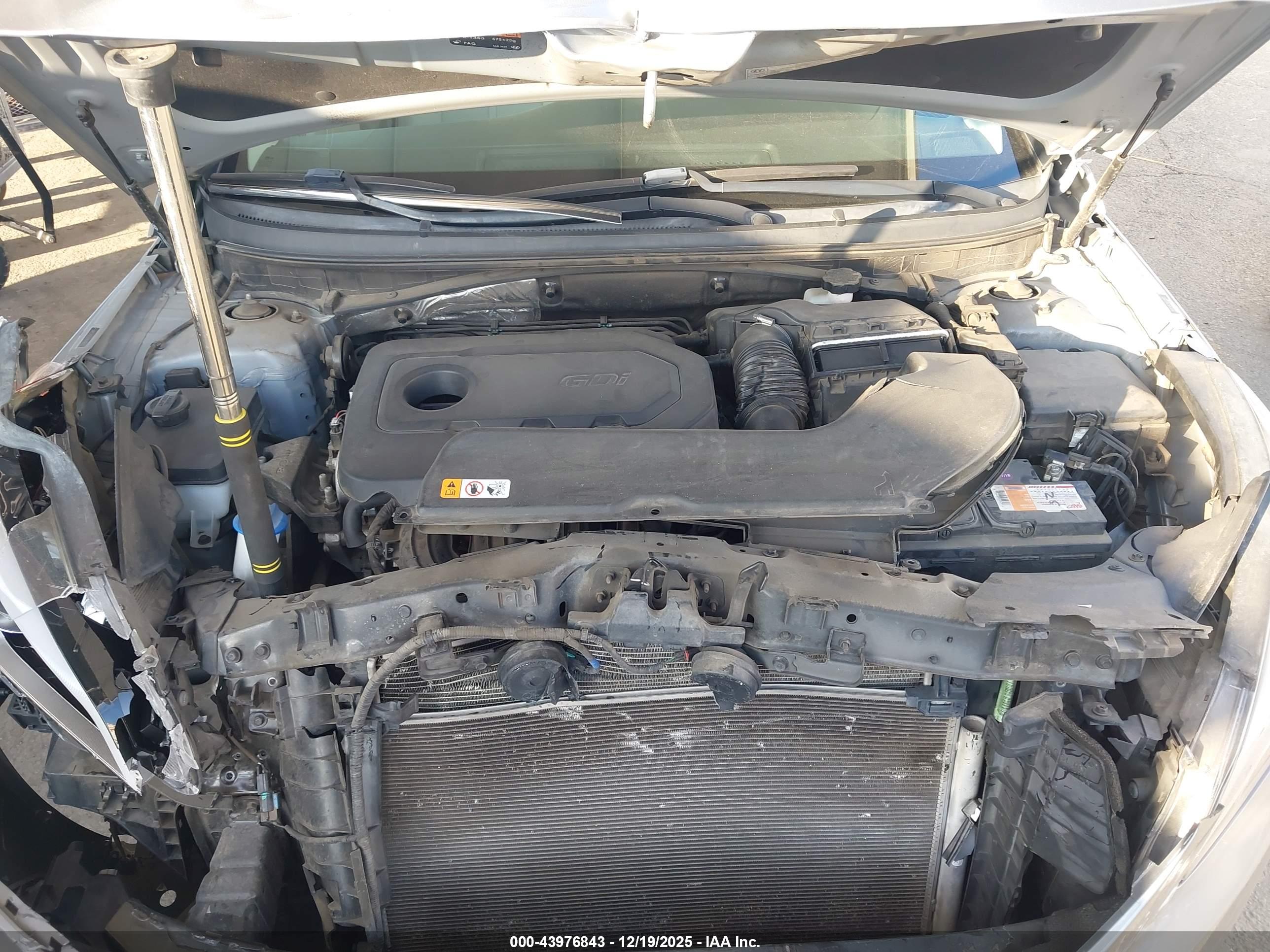 HYUNDAI SONATA image 10