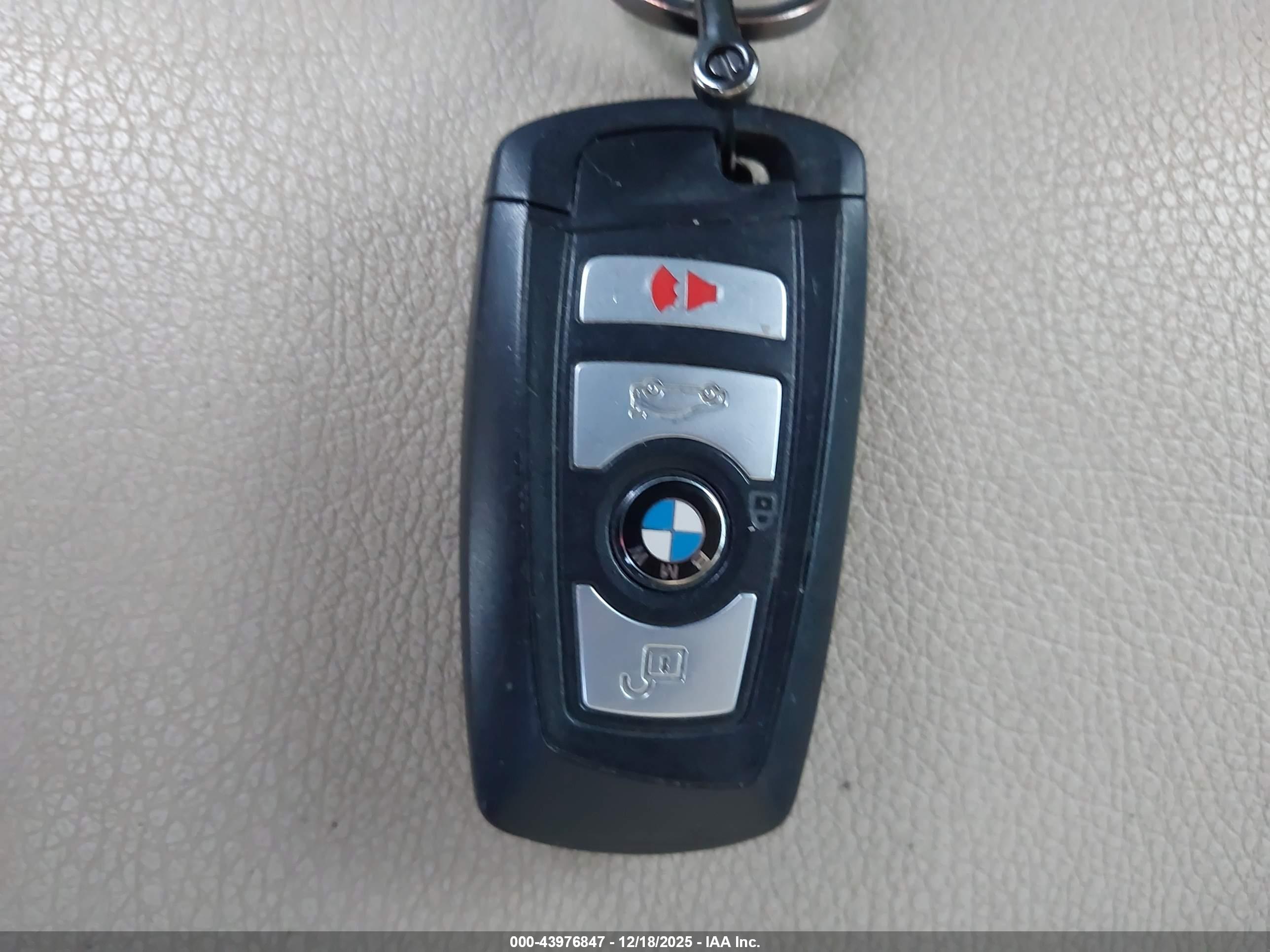 BMW 528I image 11