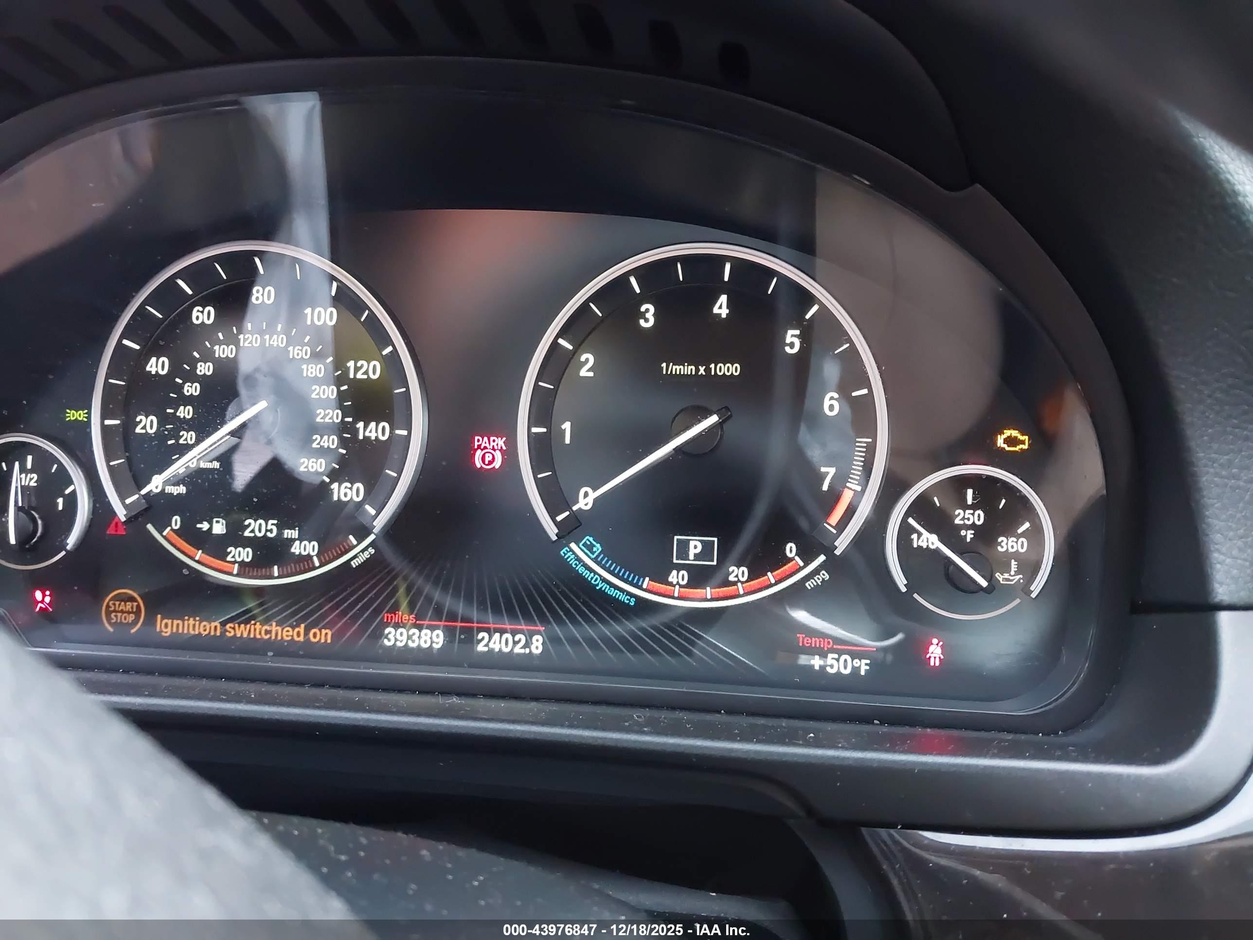 BMW 528I image 7