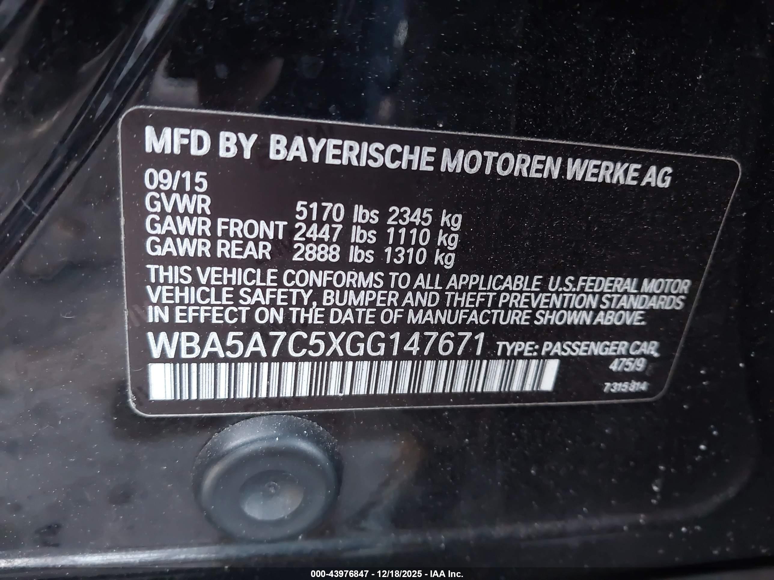 BMW 528I image 9
