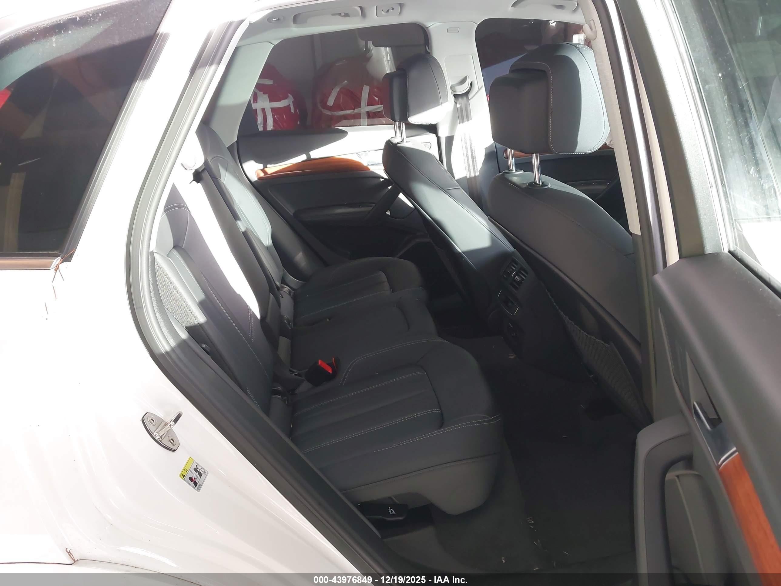 AUDI Q5 image 8