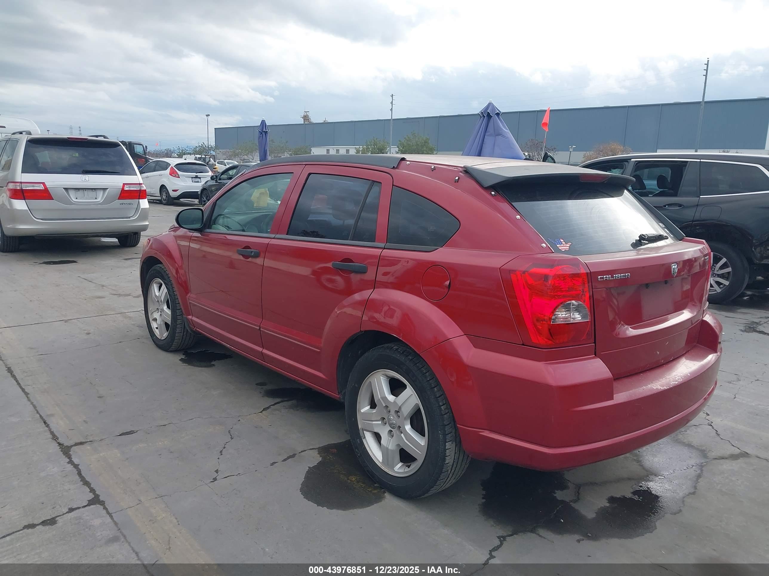 DODGE CALIBER image 3
