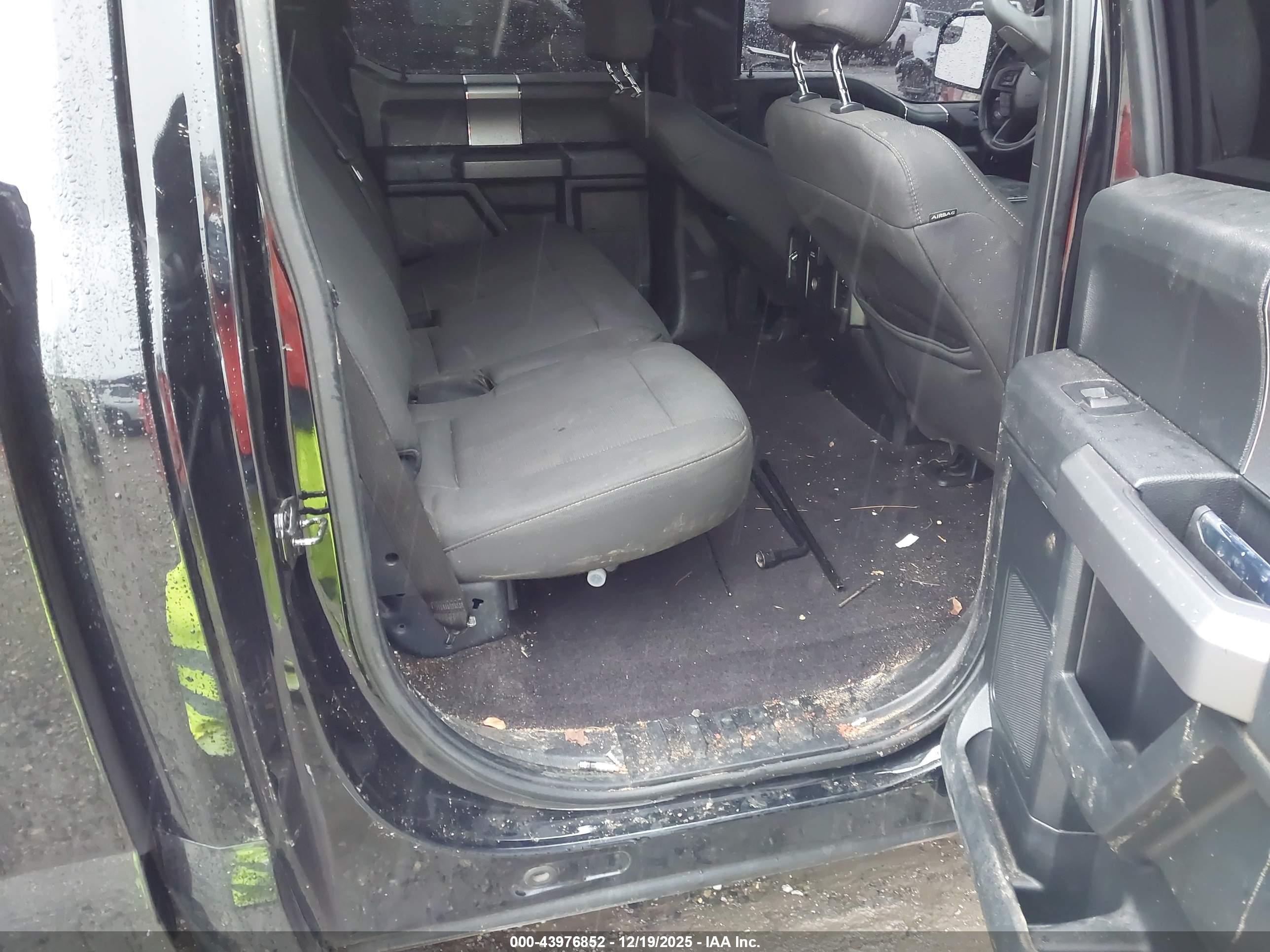 FORD F-150 image 8