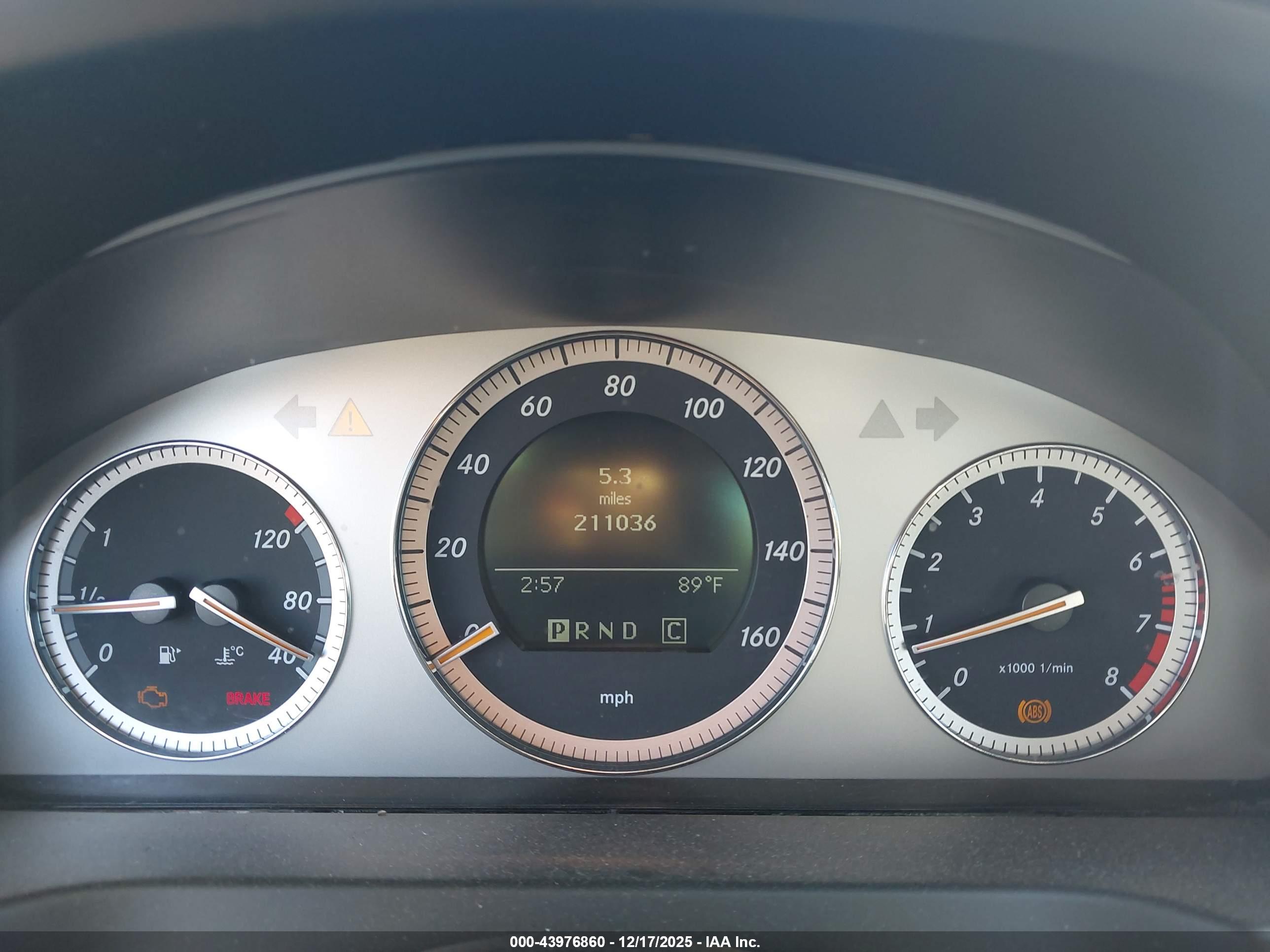 MERCEDES-BENZ C image 7