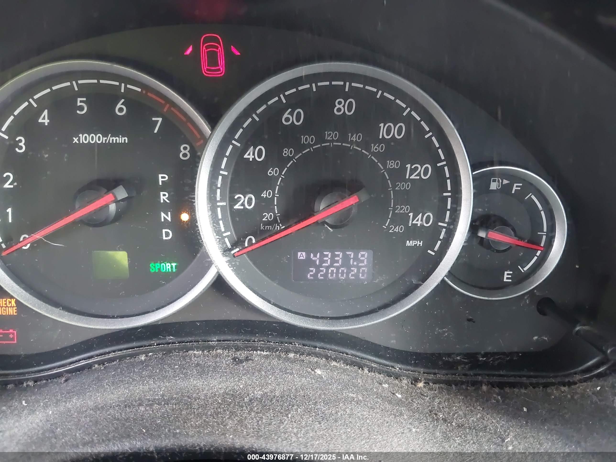 SUBARU LEGACY image 7