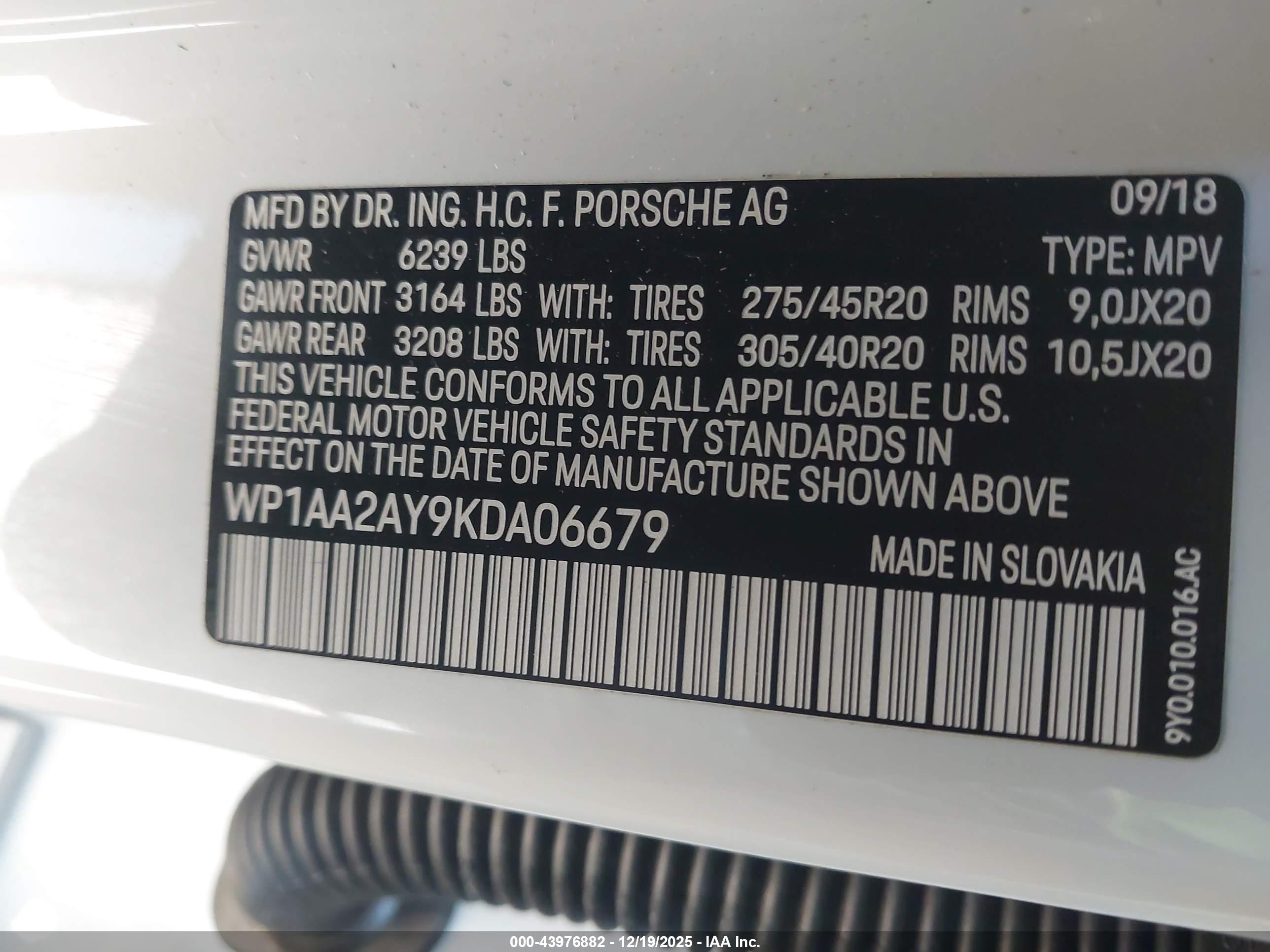 PORSCHE CAYENNE image 9