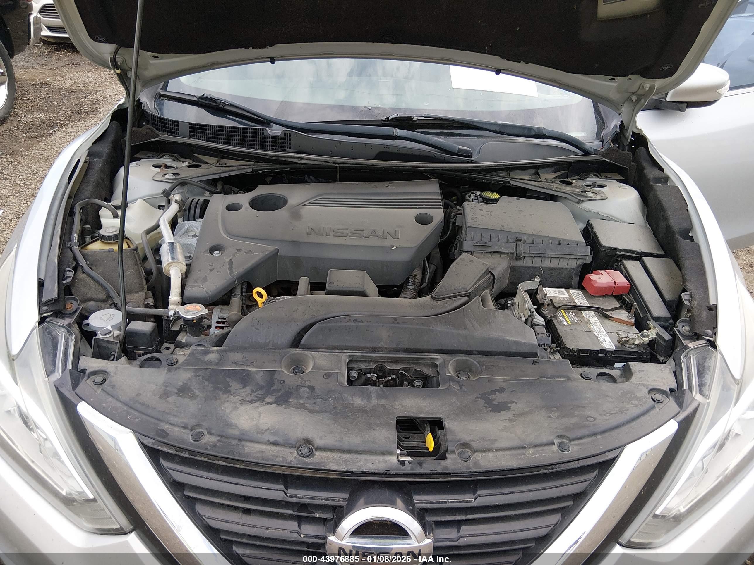 NISSAN ALTIMA image 10