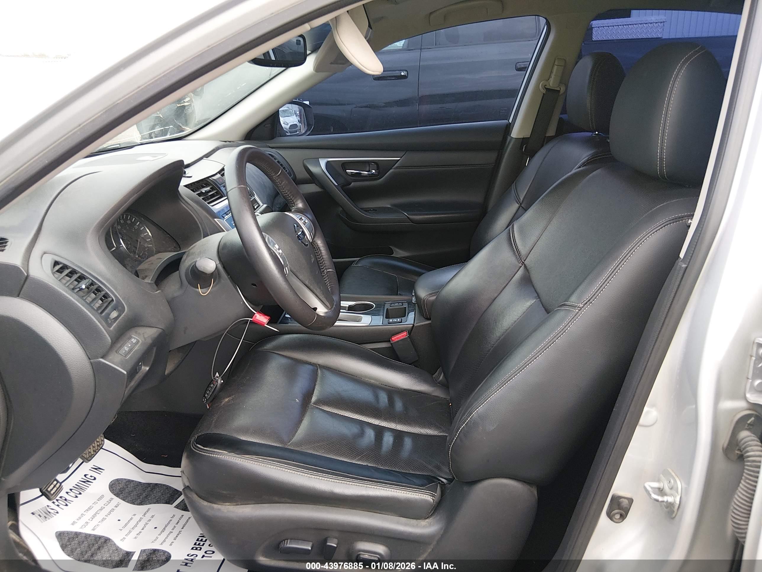 NISSAN ALTIMA image 5