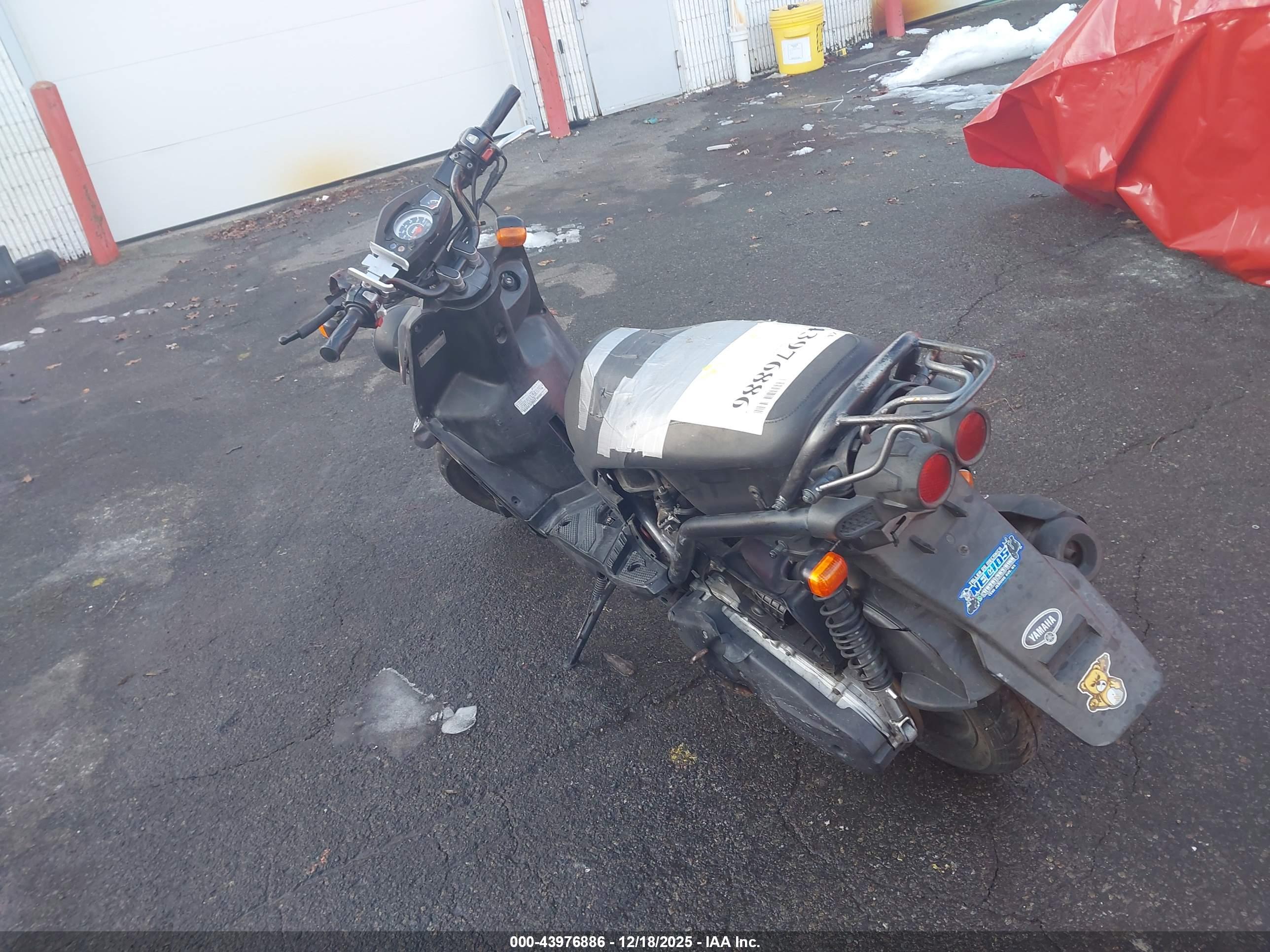 YAMAHA YW125 image 3