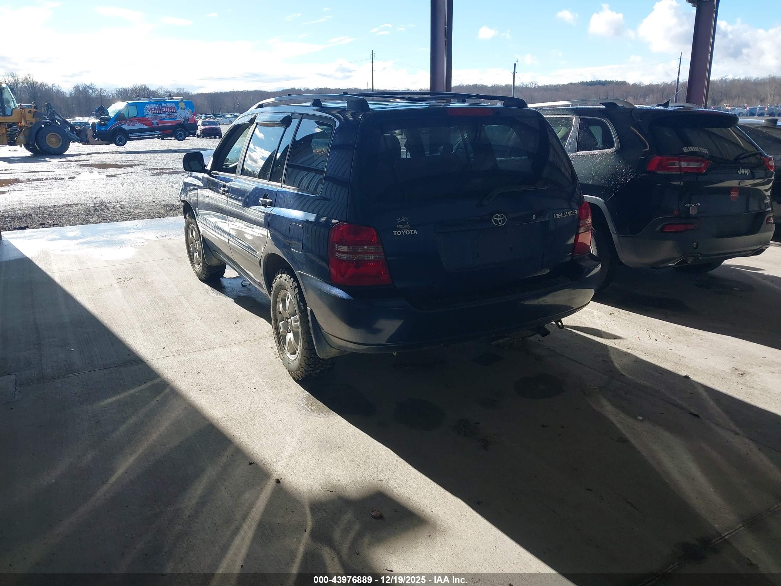 TOYOTA HIGHLANDER image 3