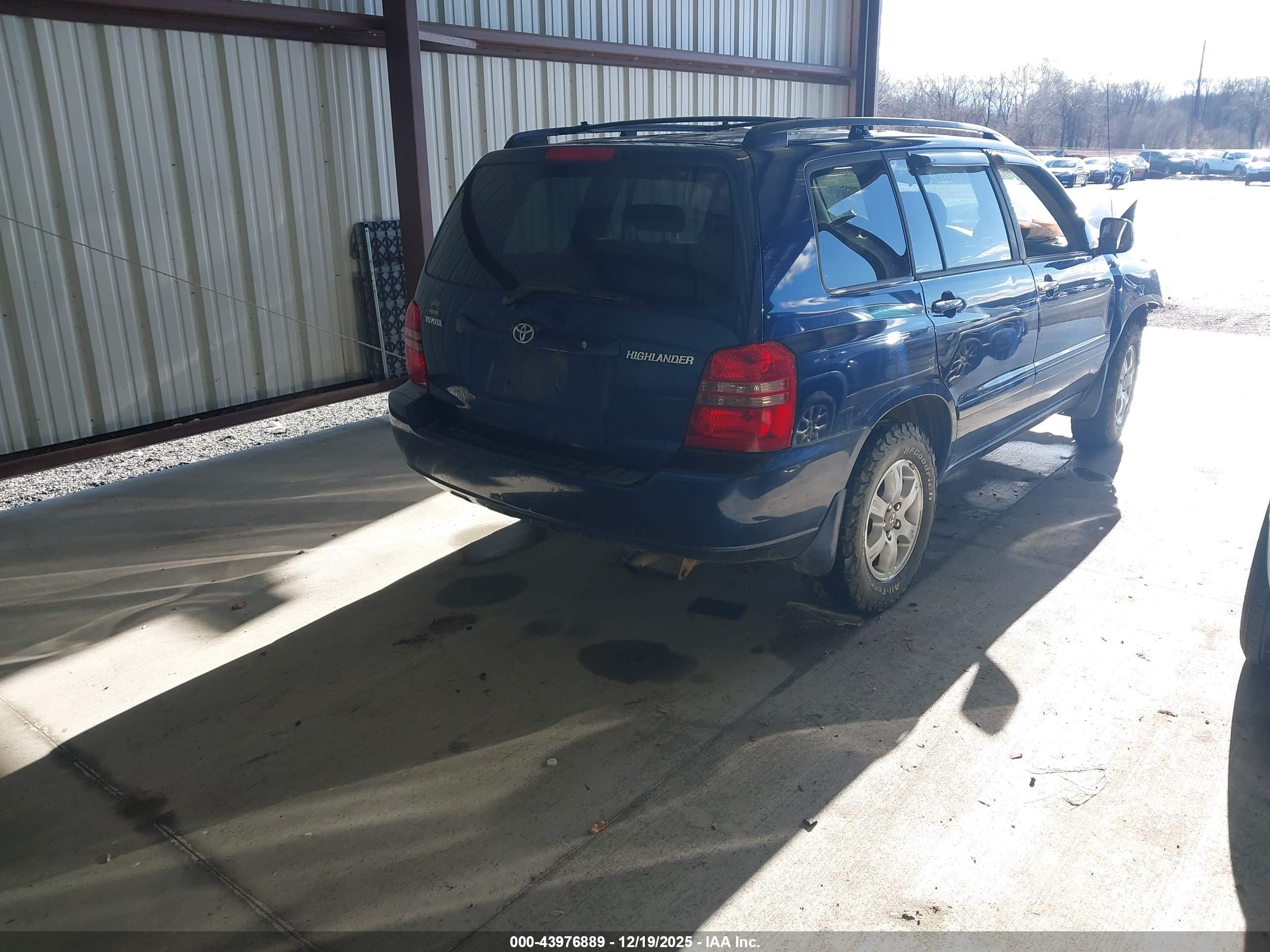 TOYOTA HIGHLANDER image 4