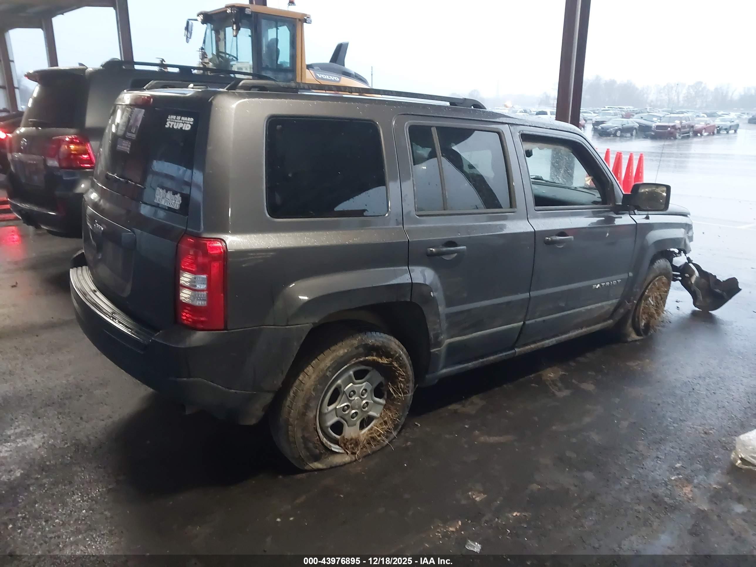 JEEP PATRIOT image 4