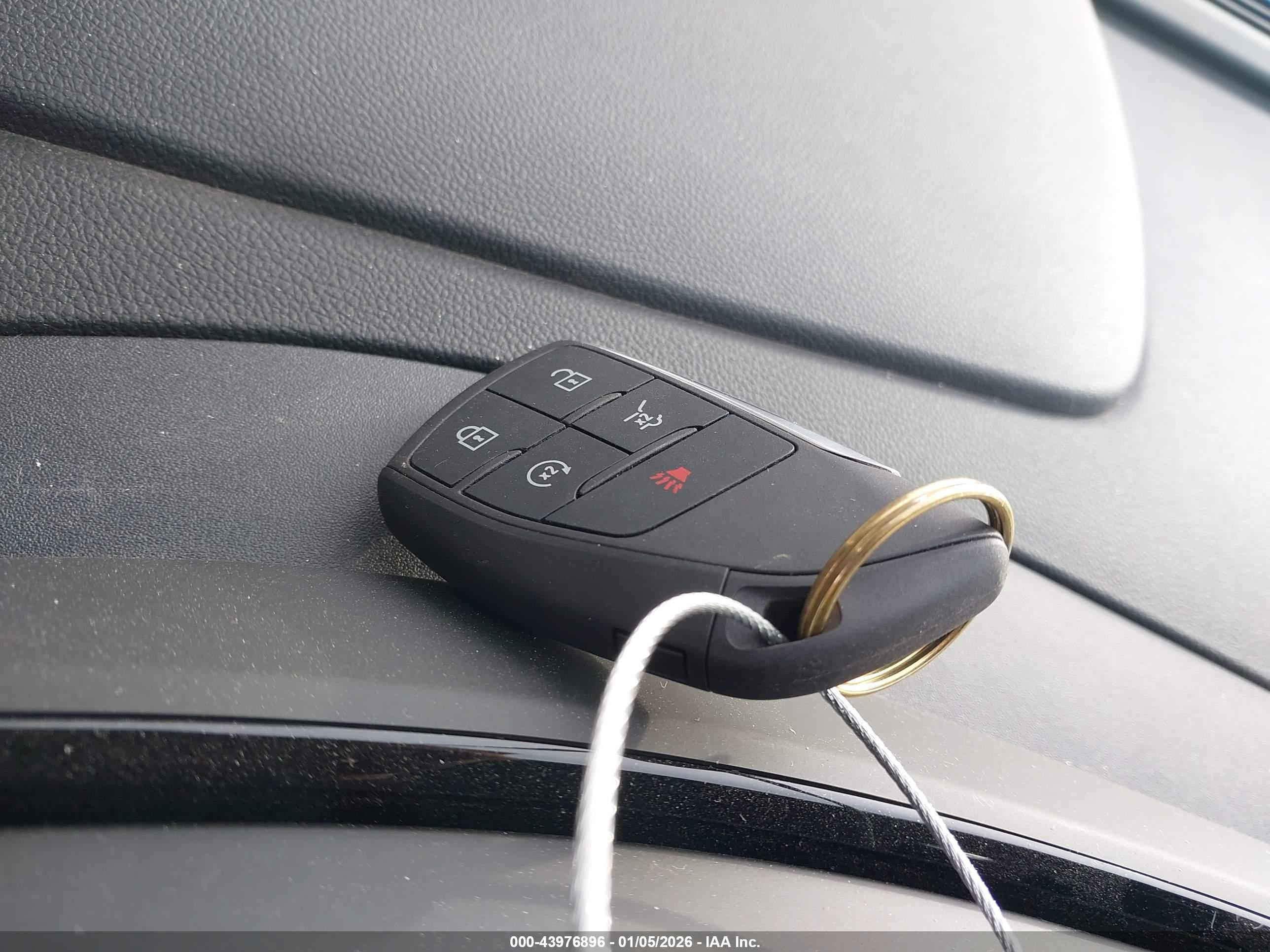 CHEVROLET TRAVERSE image 11