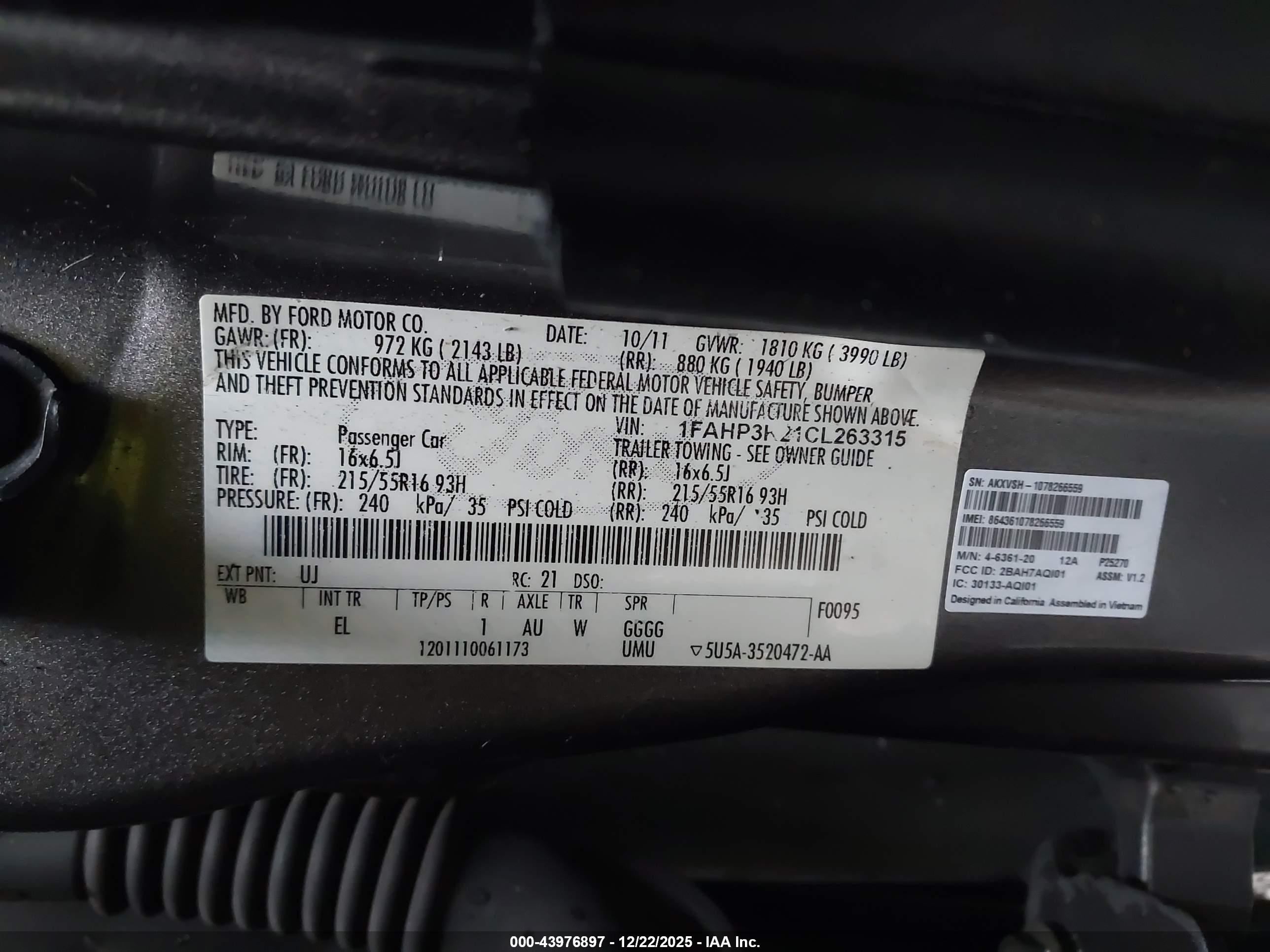 FORD FOCUS image 9
