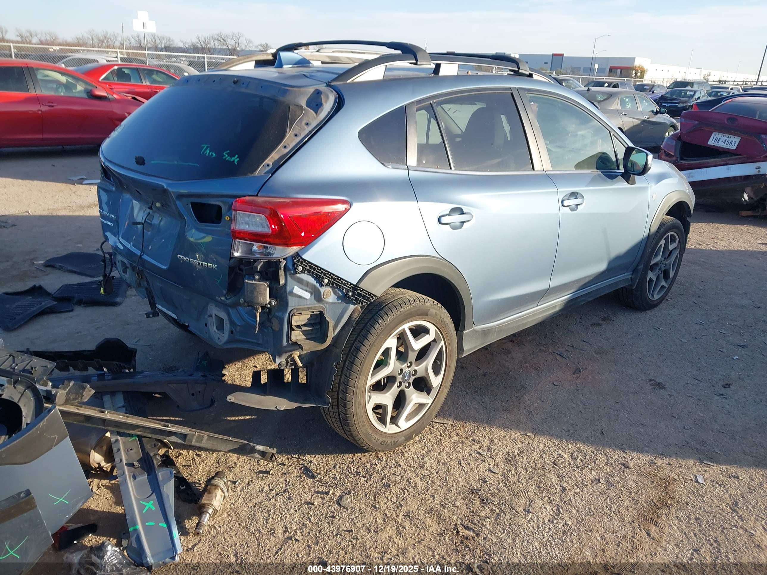 SUBARU CROSSTREK image 4