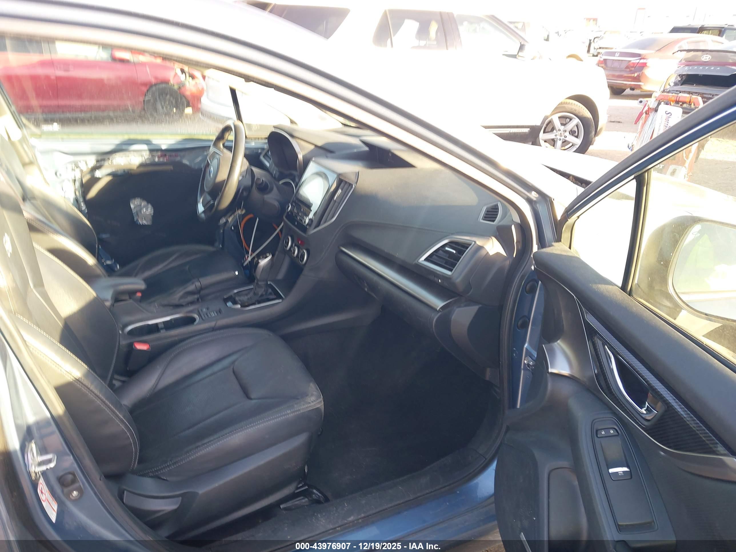 SUBARU CROSSTREK image 5