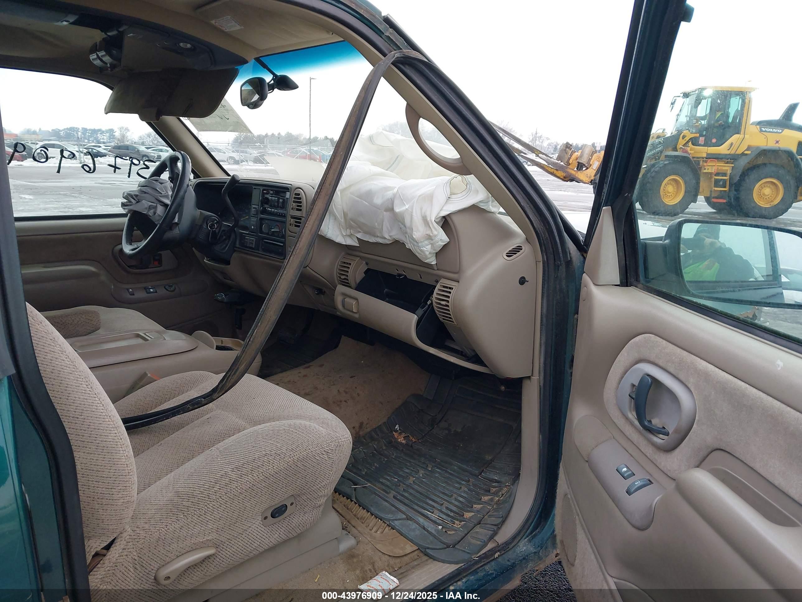 CHEVROLET K1500 image 5