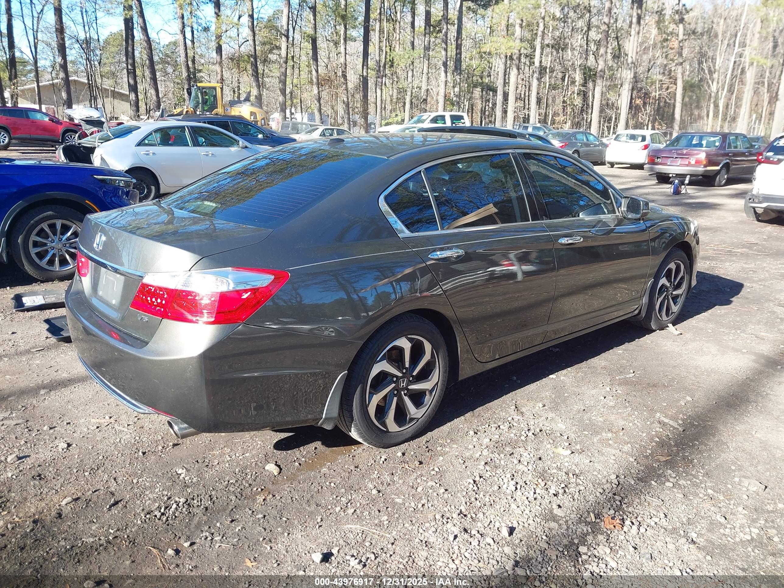 HONDA ACCORD image 4
