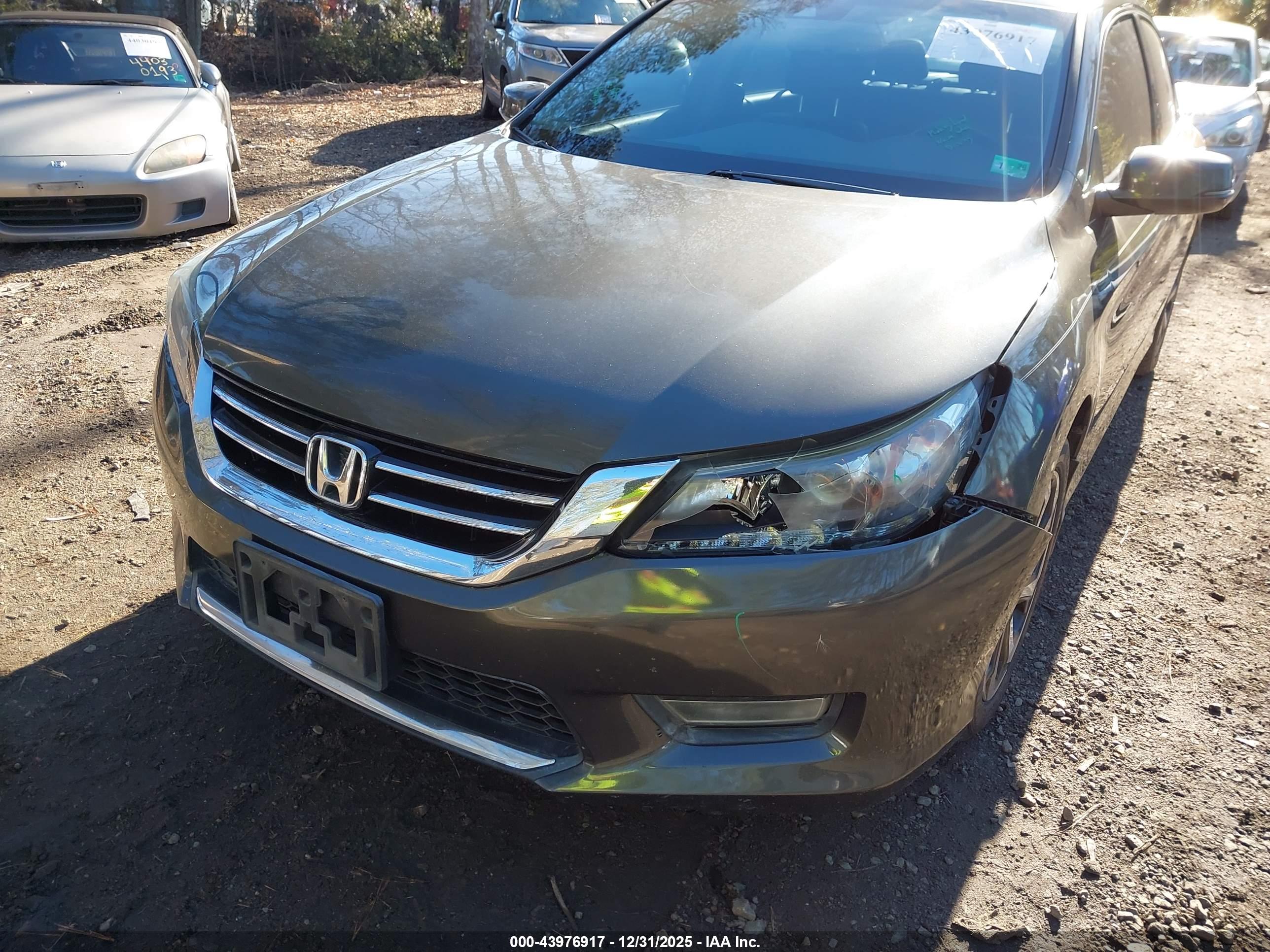 HONDA ACCORD image 6