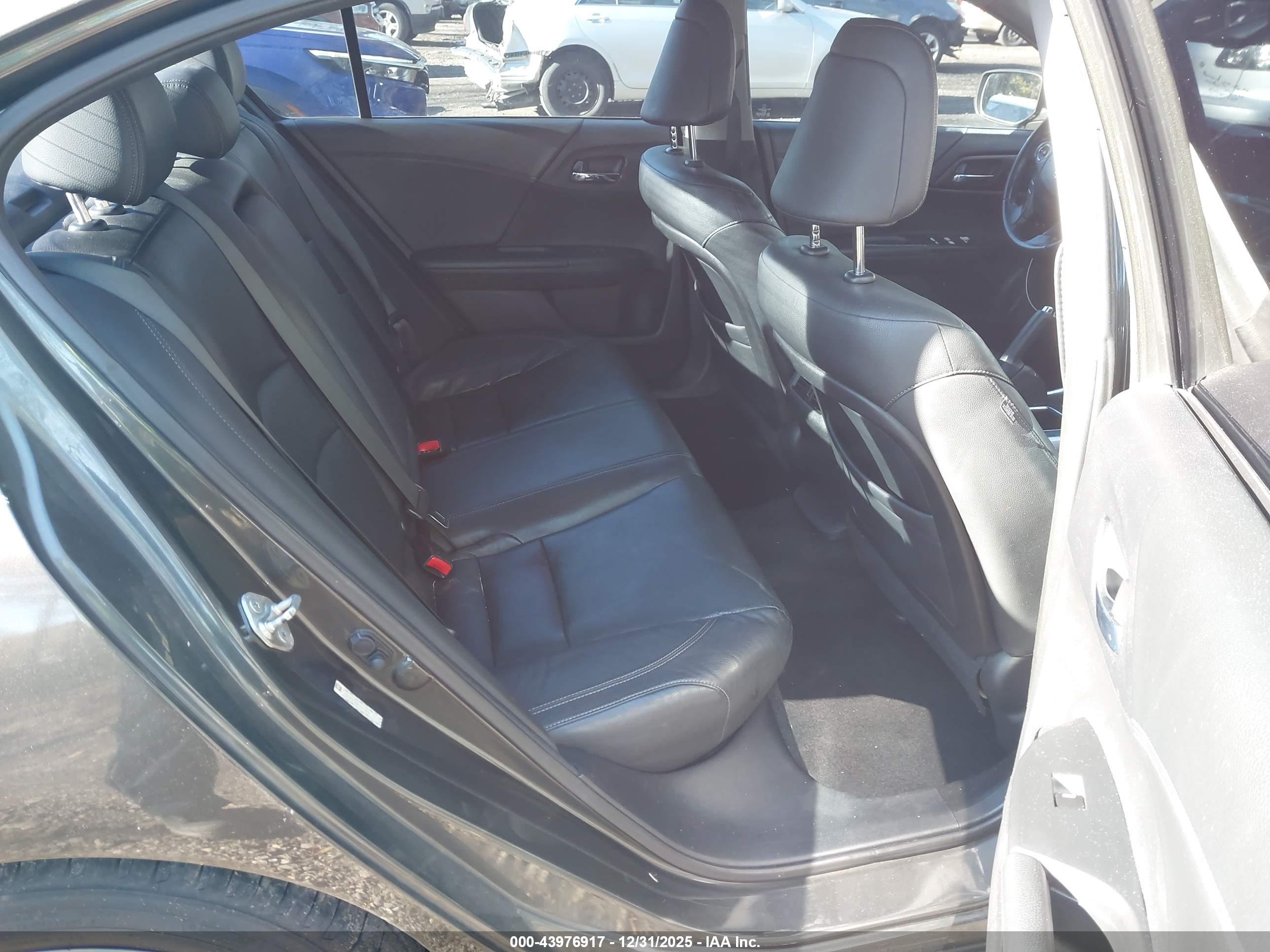 HONDA ACCORD image 8
