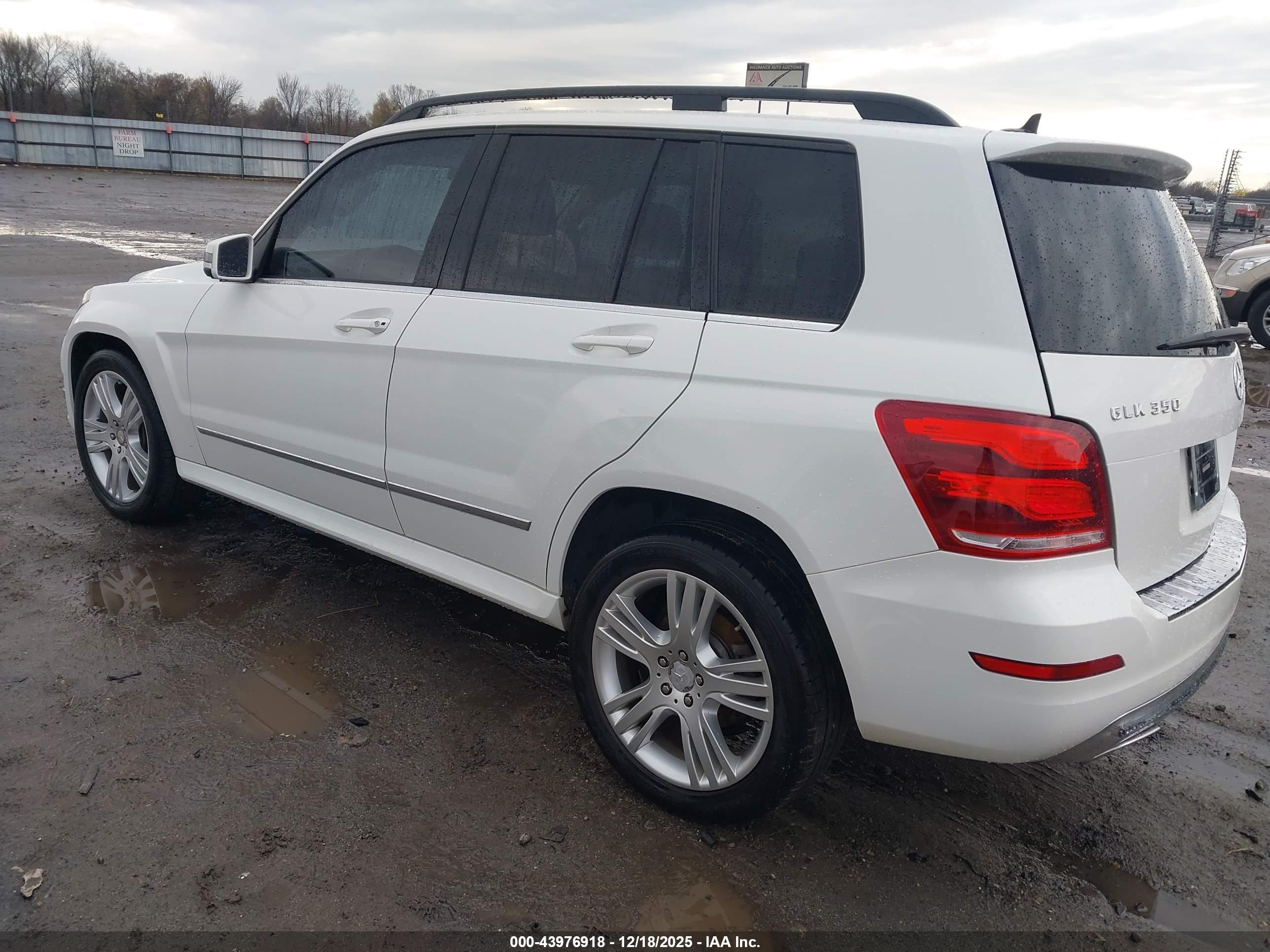 MERCEDES-BENZ GLK image 3