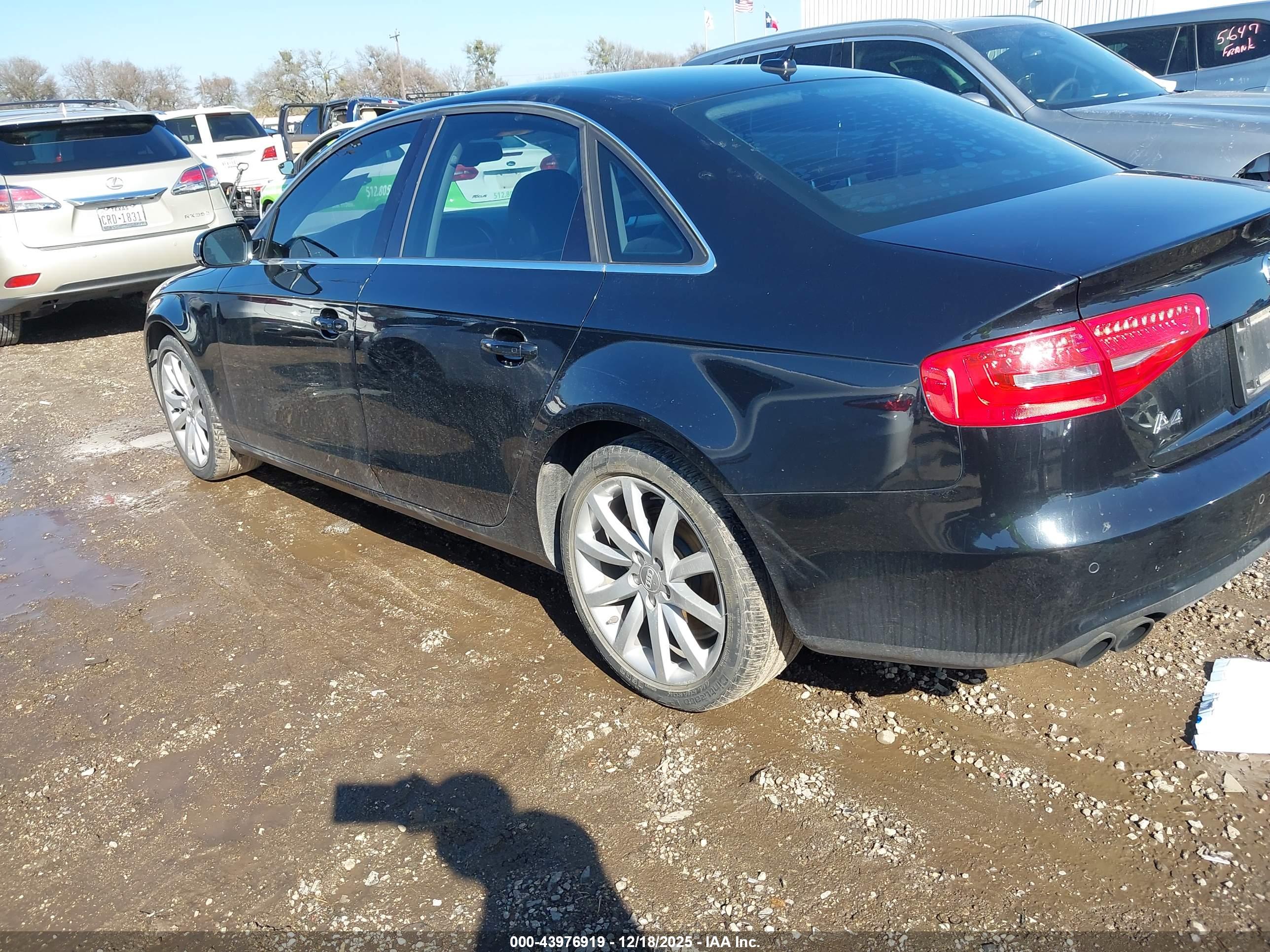 AUDI A4 image 3
