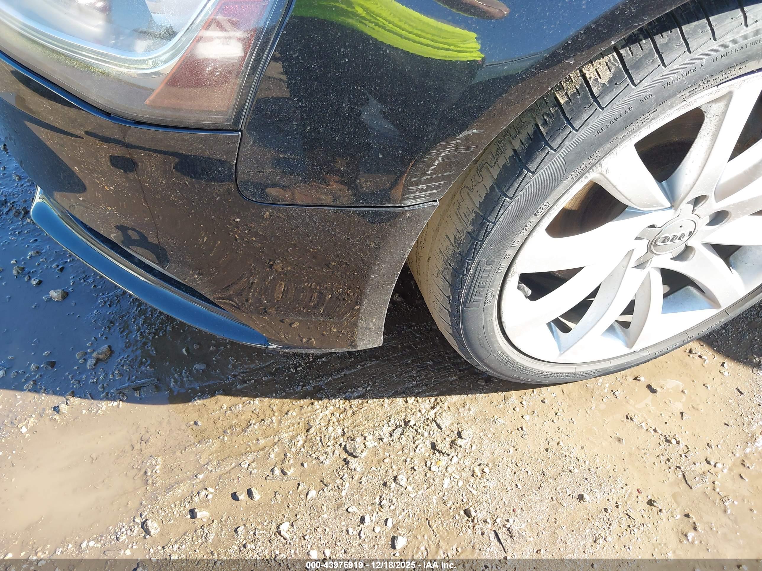 AUDI A4 image 6