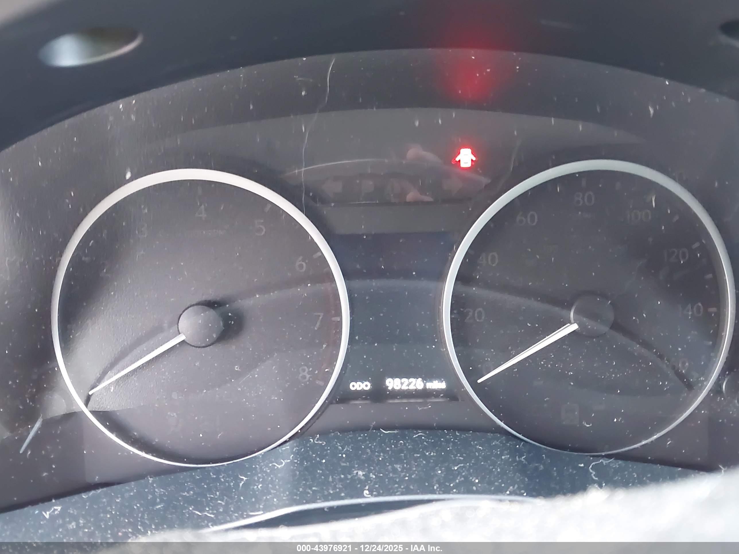 LEXUS ES image 7