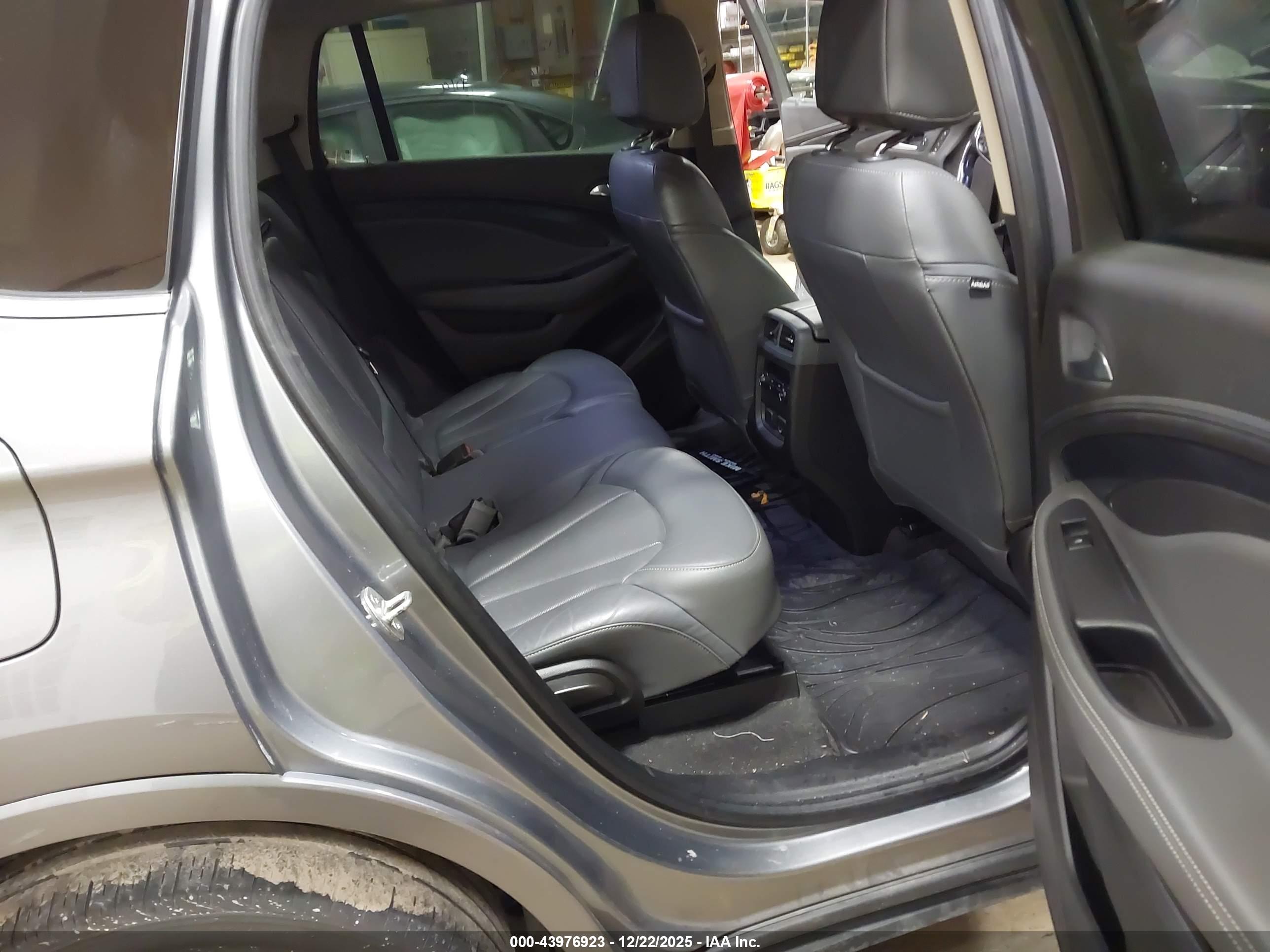 BUICK ENVISION image 8