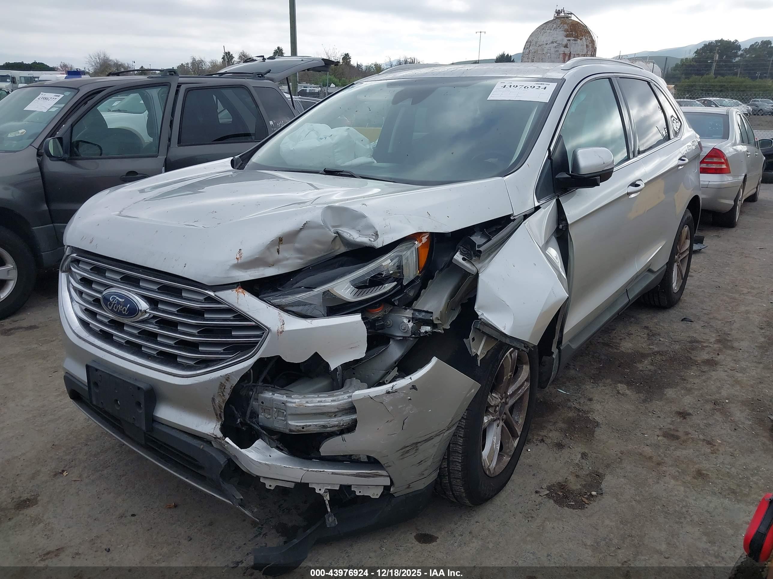 FORD EDGE image 6