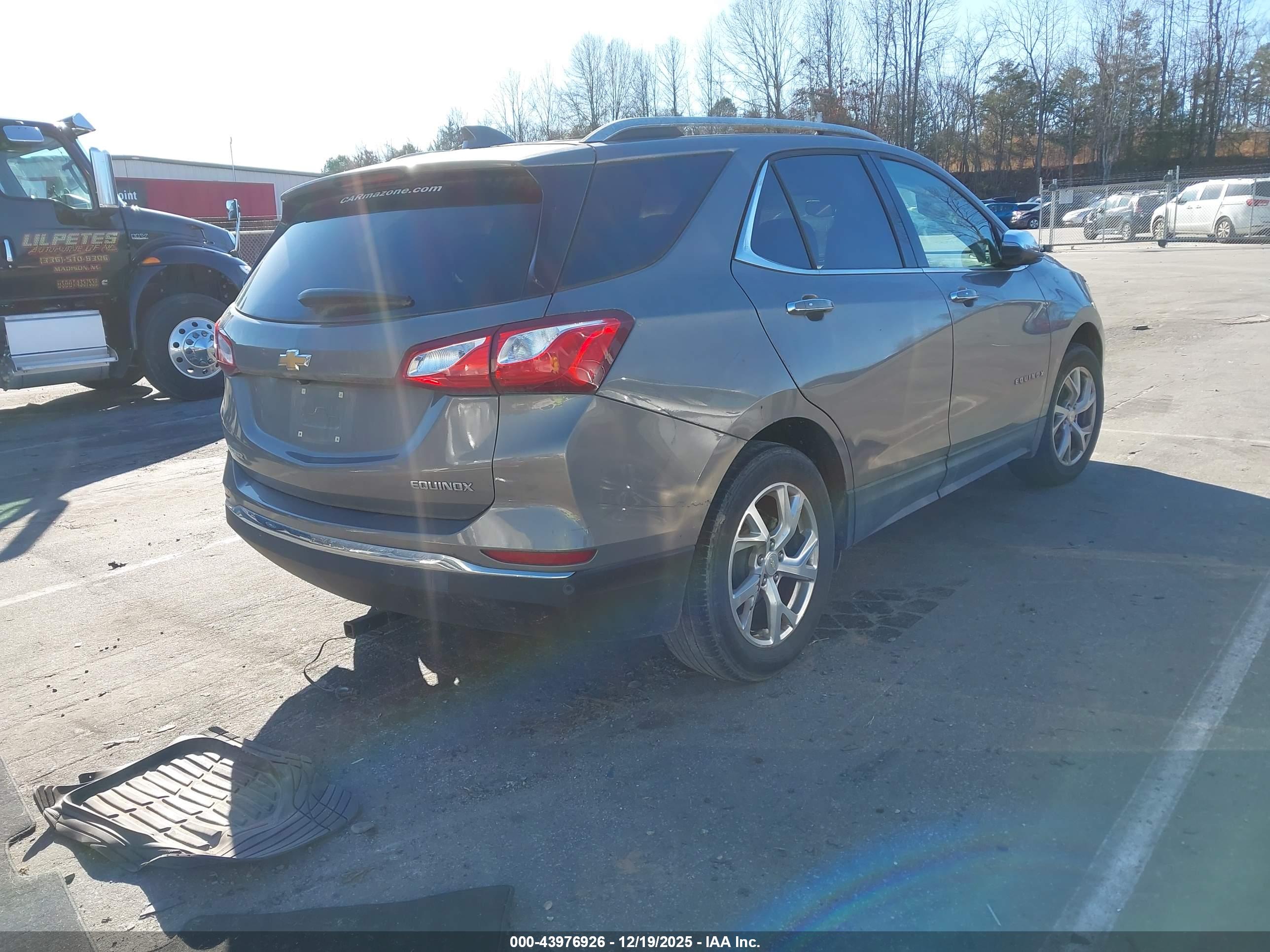 CHEVROLET EQUINOX image 4