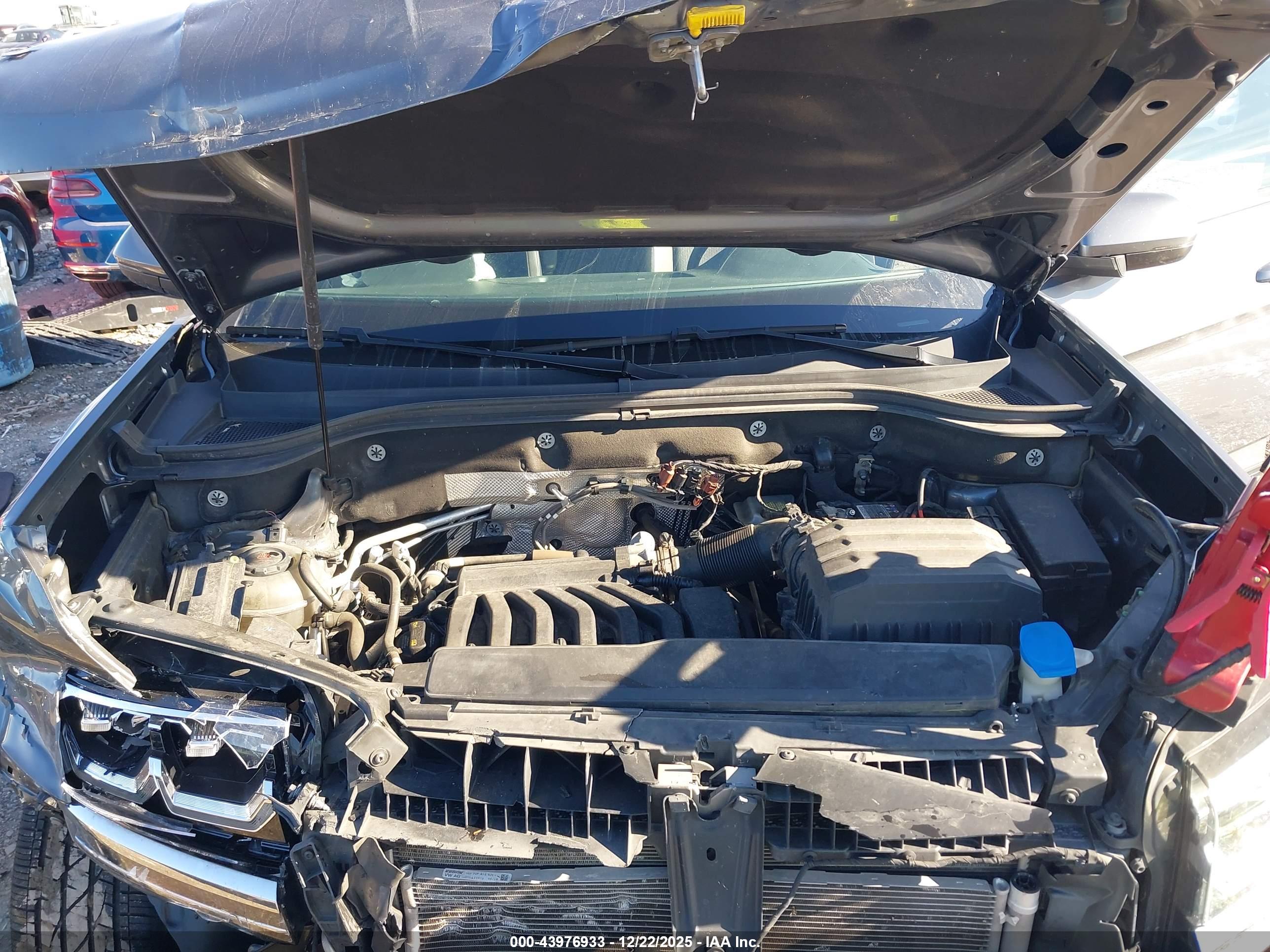 VOLKSWAGEN ATLAS image 10