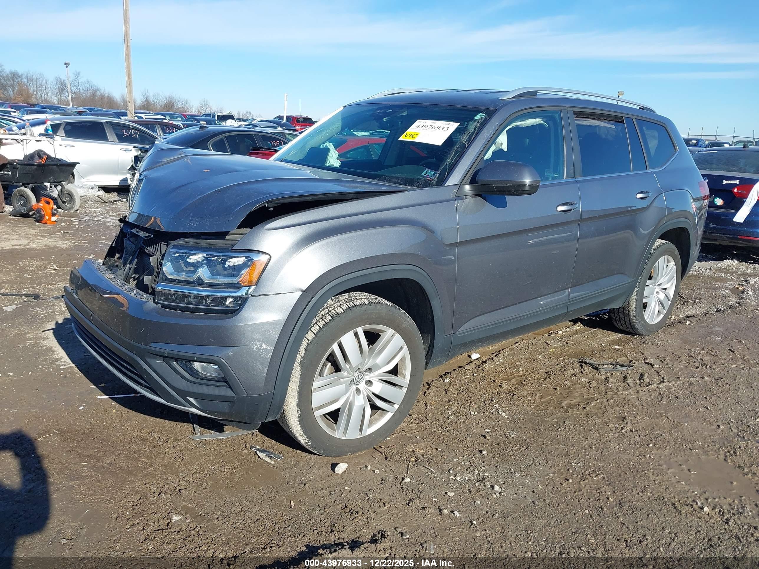 VOLKSWAGEN ATLAS image 2