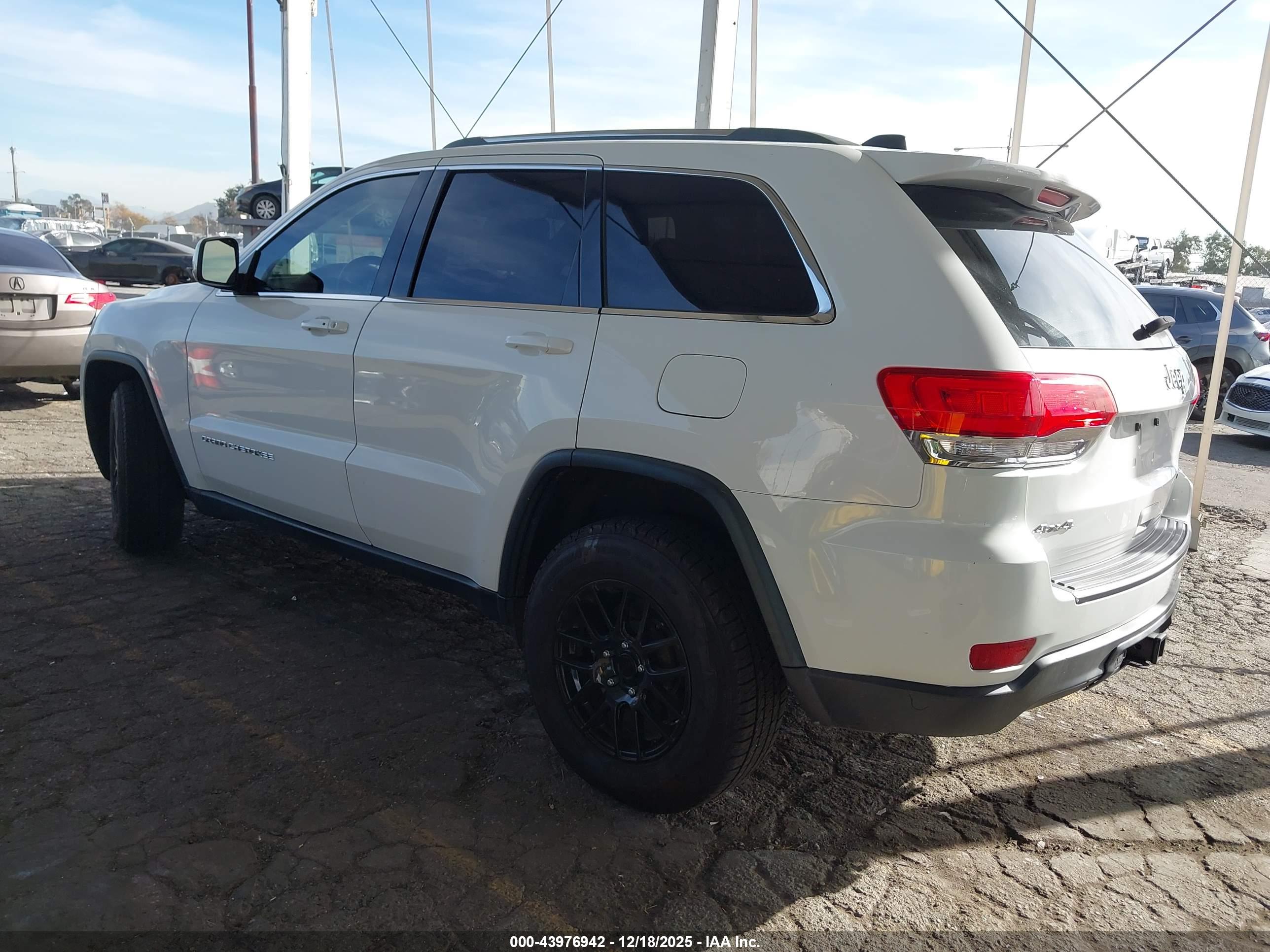 JEEP GRAND image 3