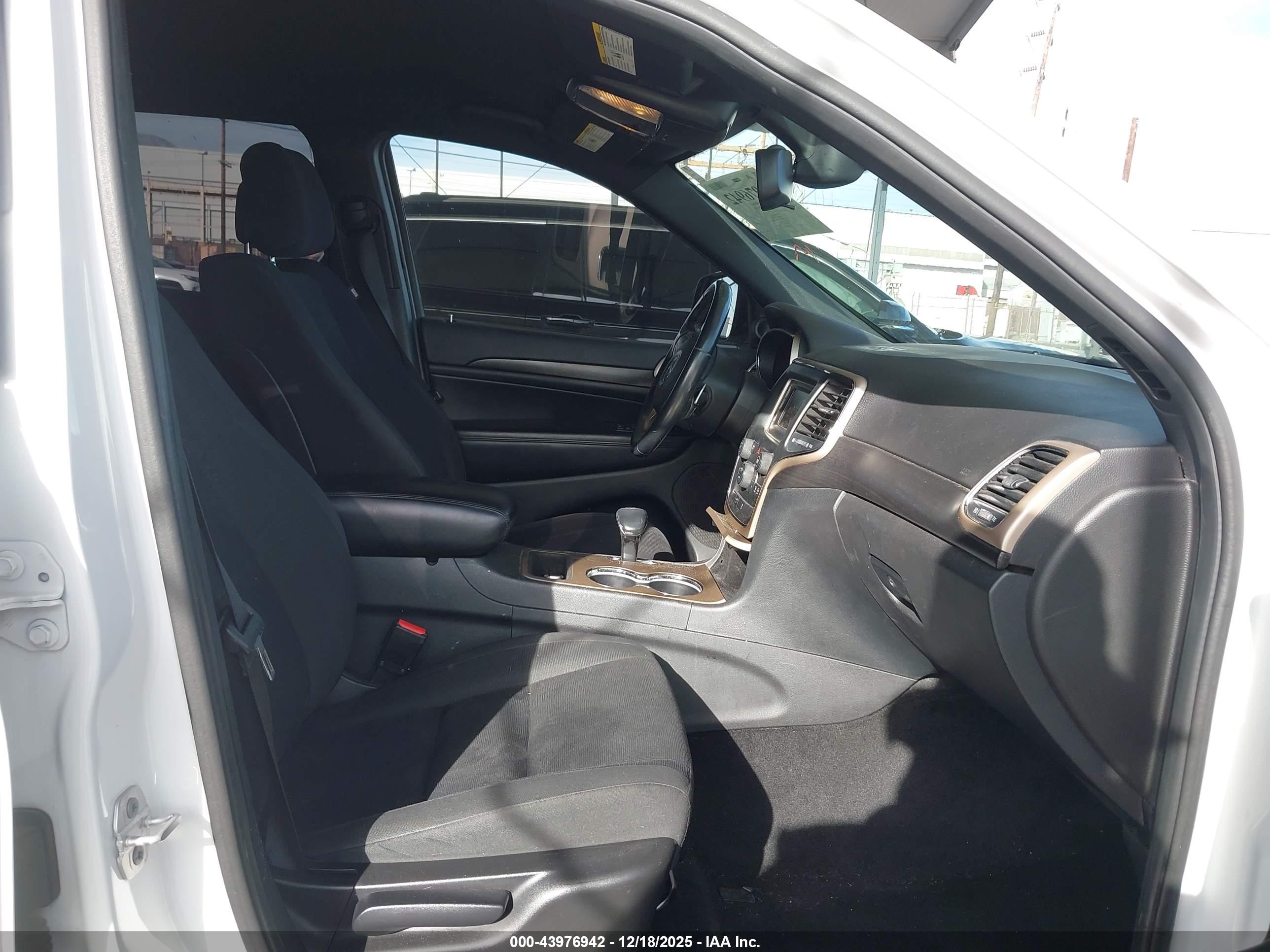 JEEP GRAND image 5
