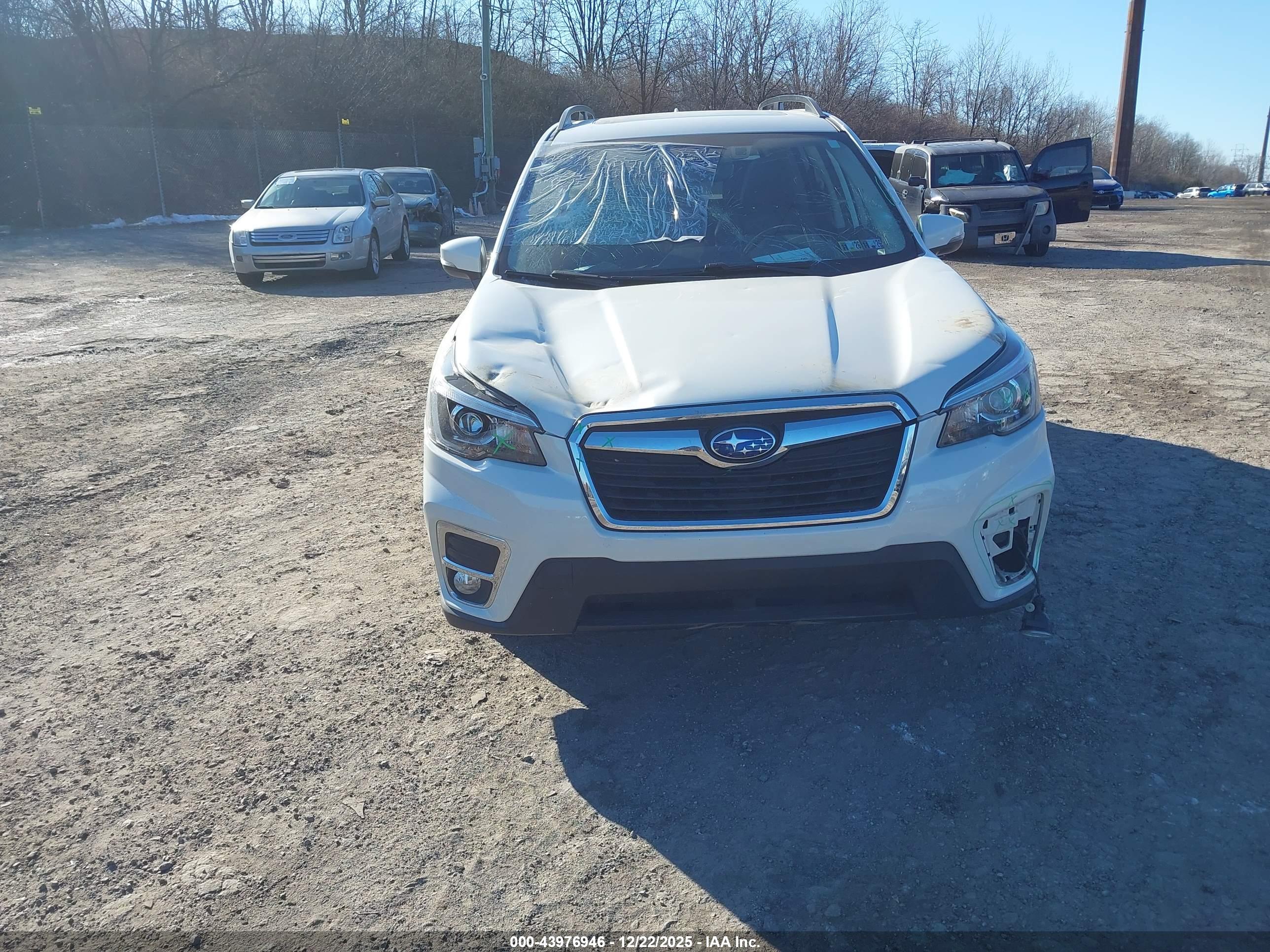 SUBARU FORESTER image 6
