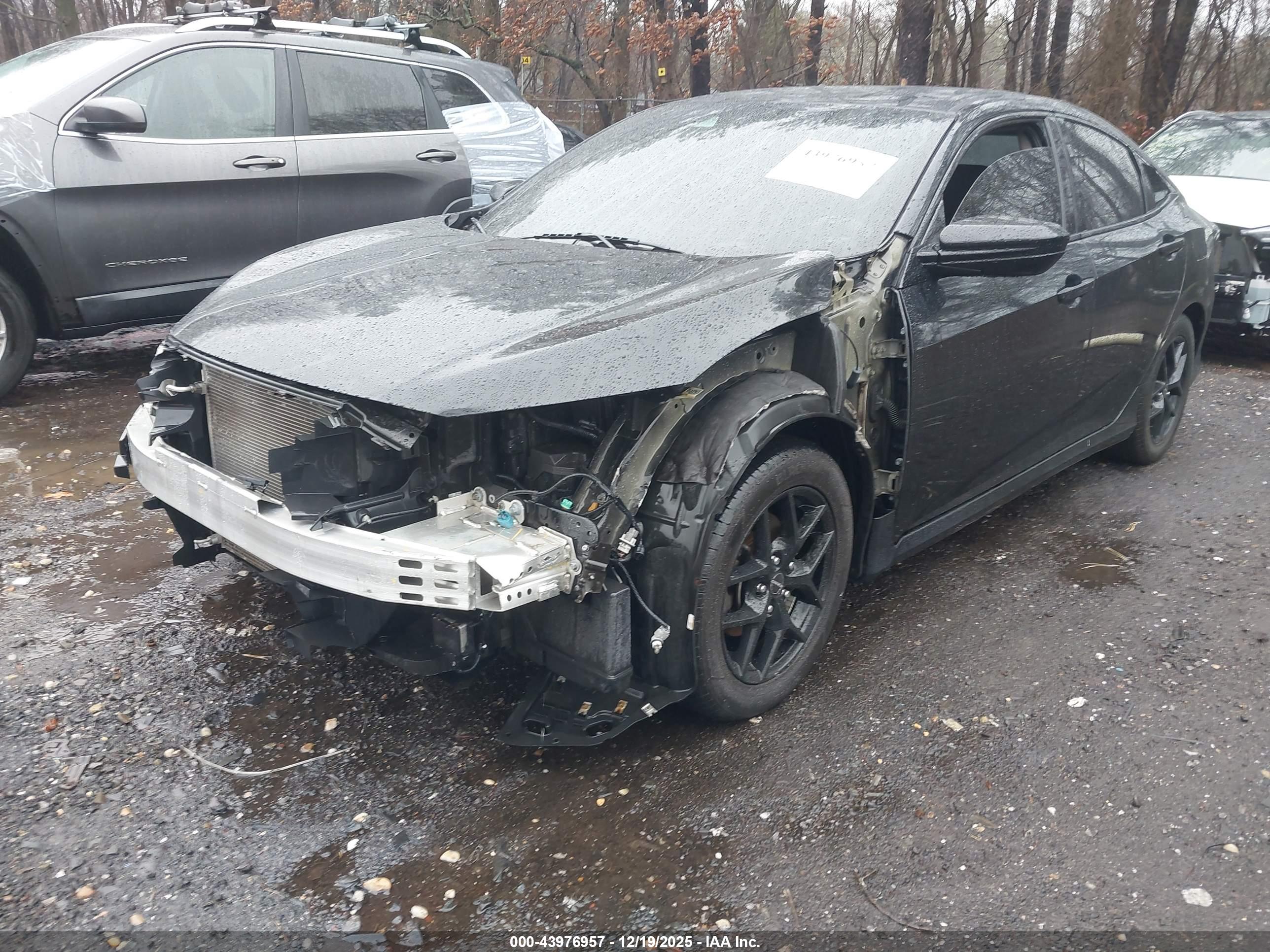 HONDA CIVIC image 2