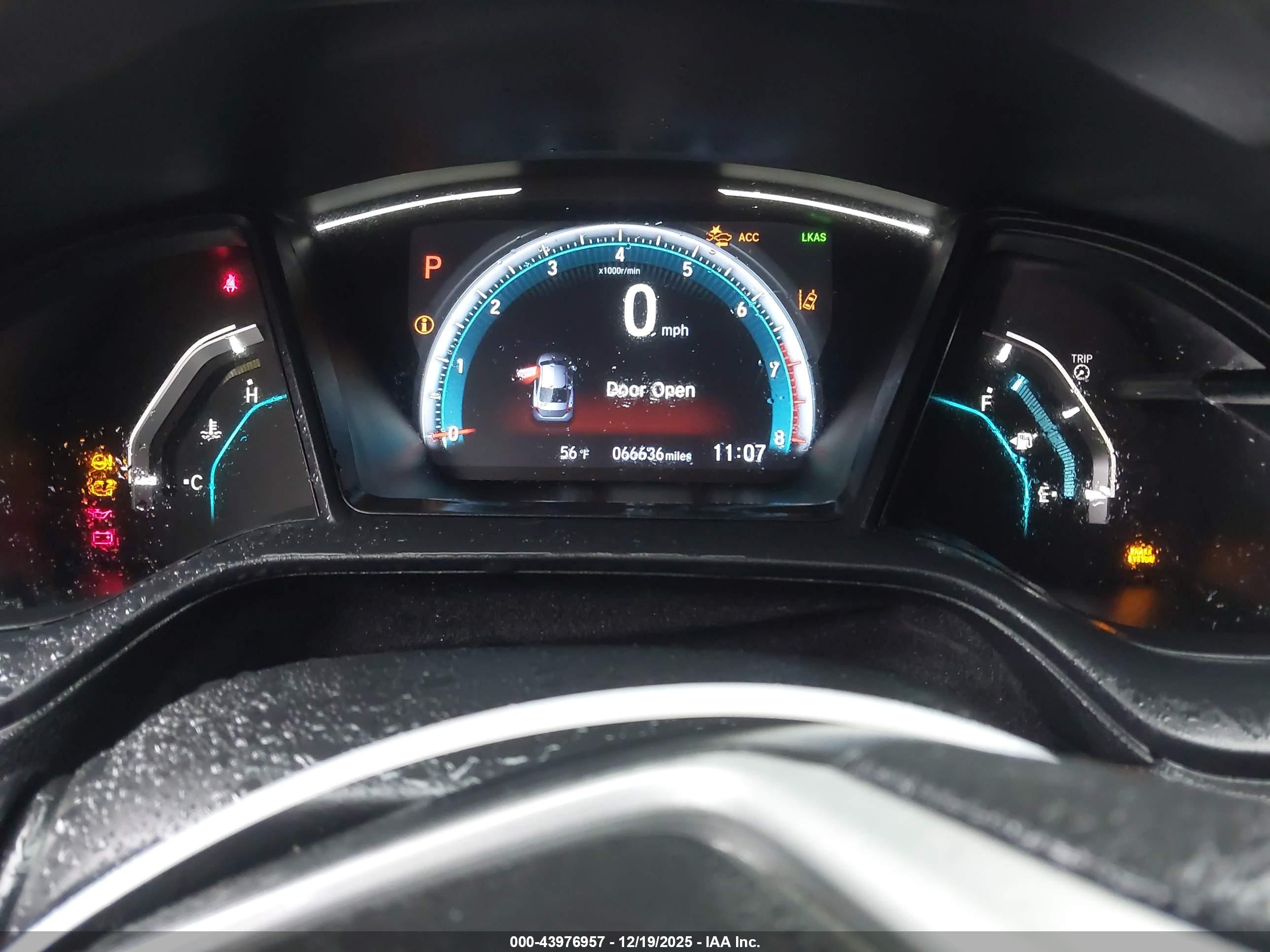 HONDA CIVIC image 7