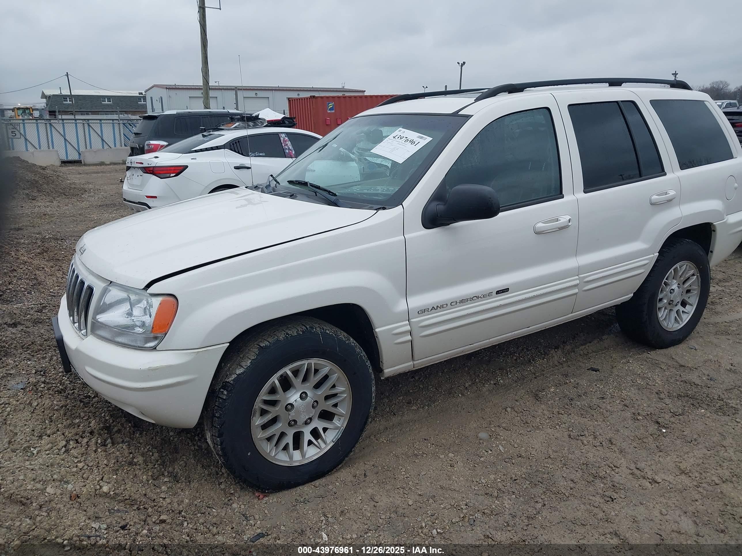 JEEP GRAND image 2