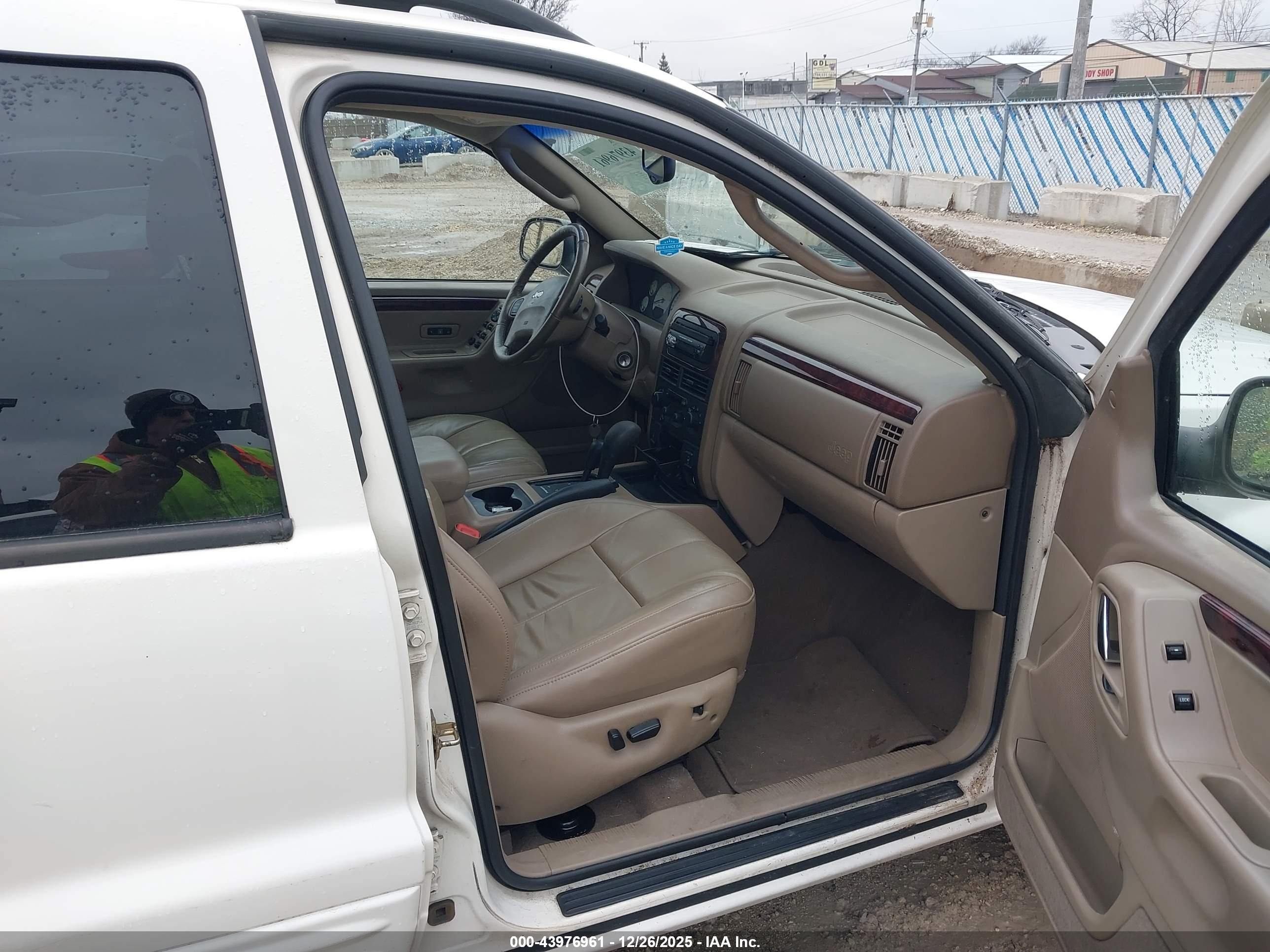 JEEP GRAND image 5