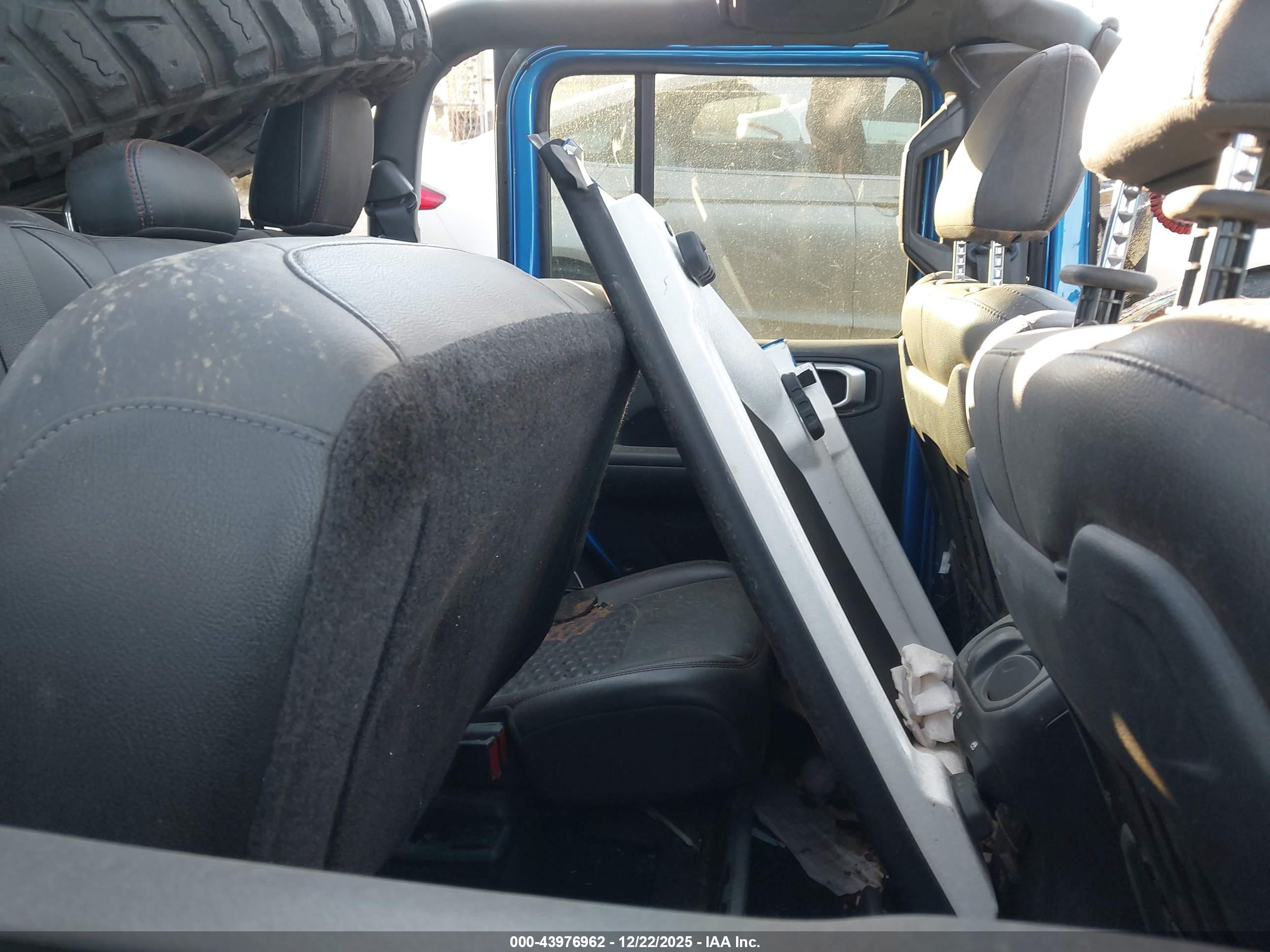 JEEP GLADIATOR image 8
