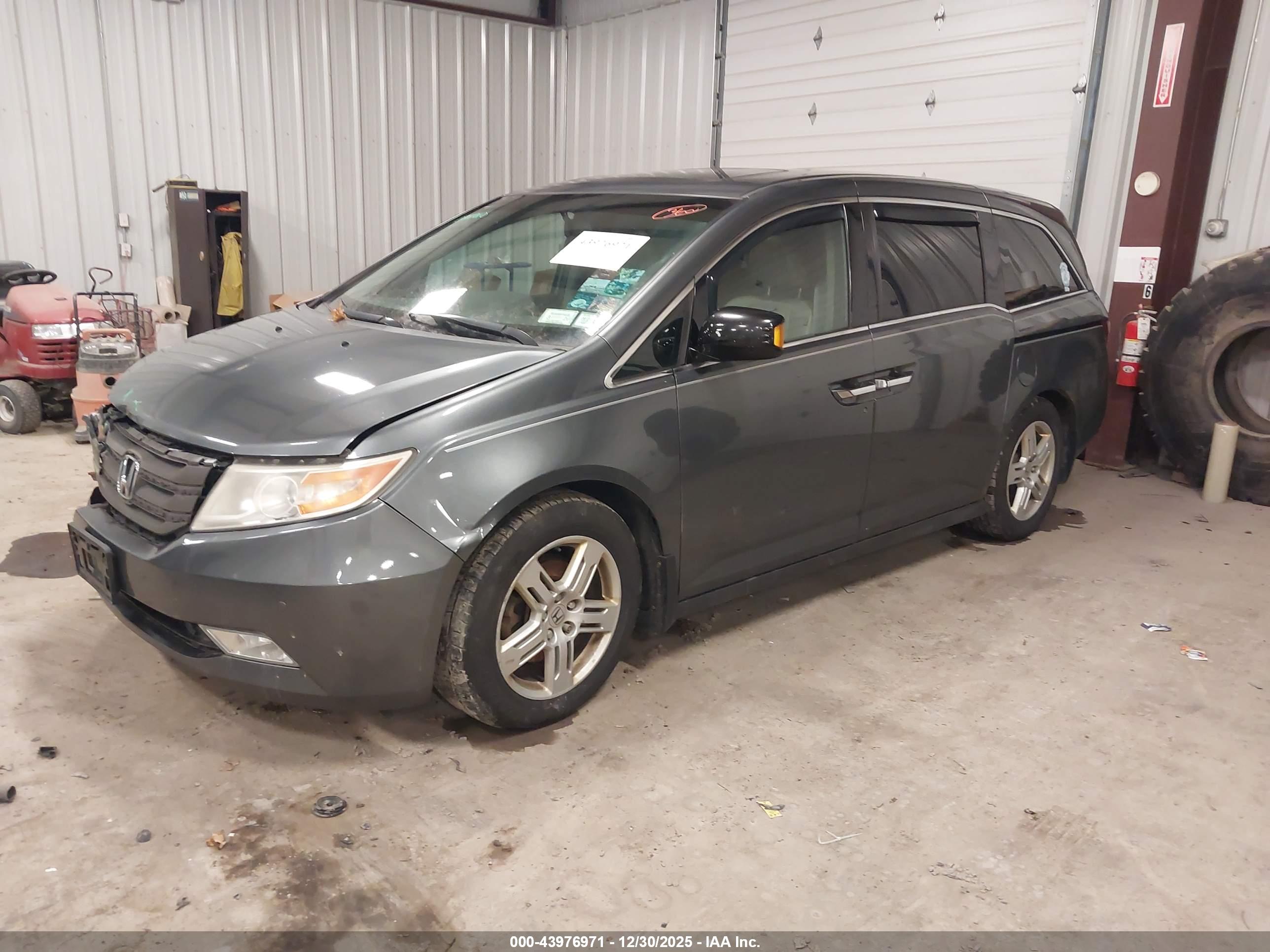 HONDA ODYSSEY image 2