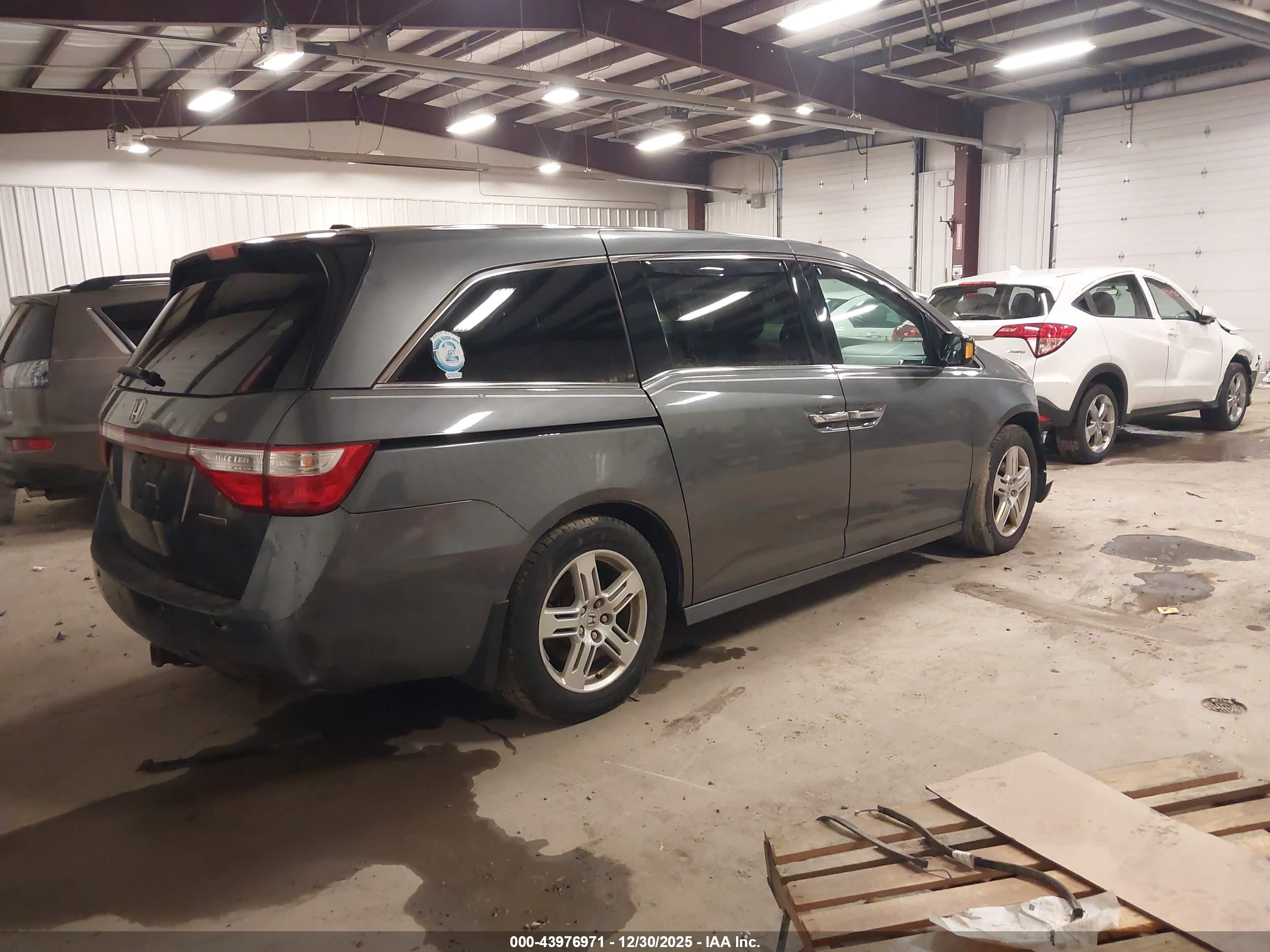 HONDA ODYSSEY image 4
