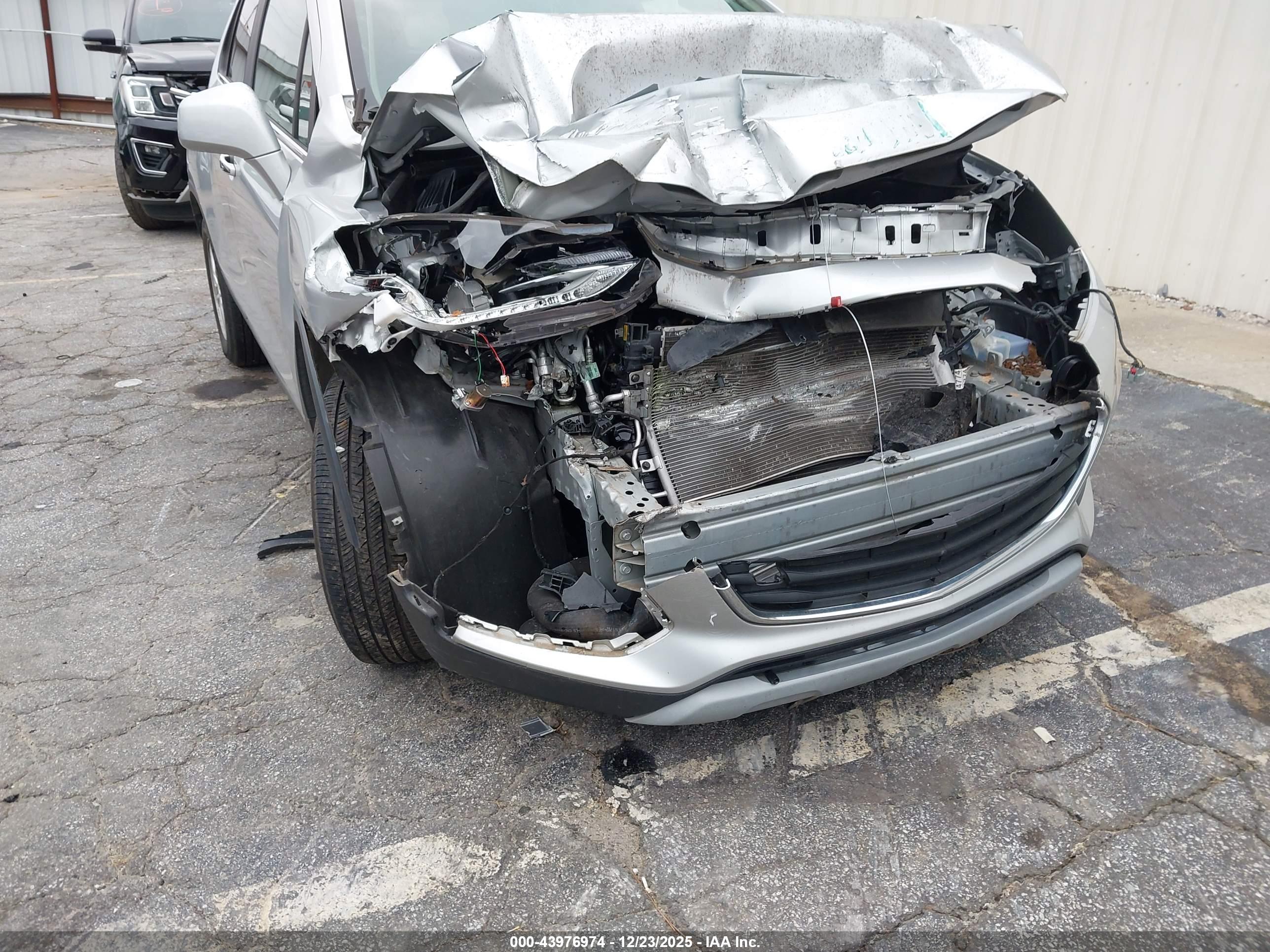 CHEVROLET TRAX image 6