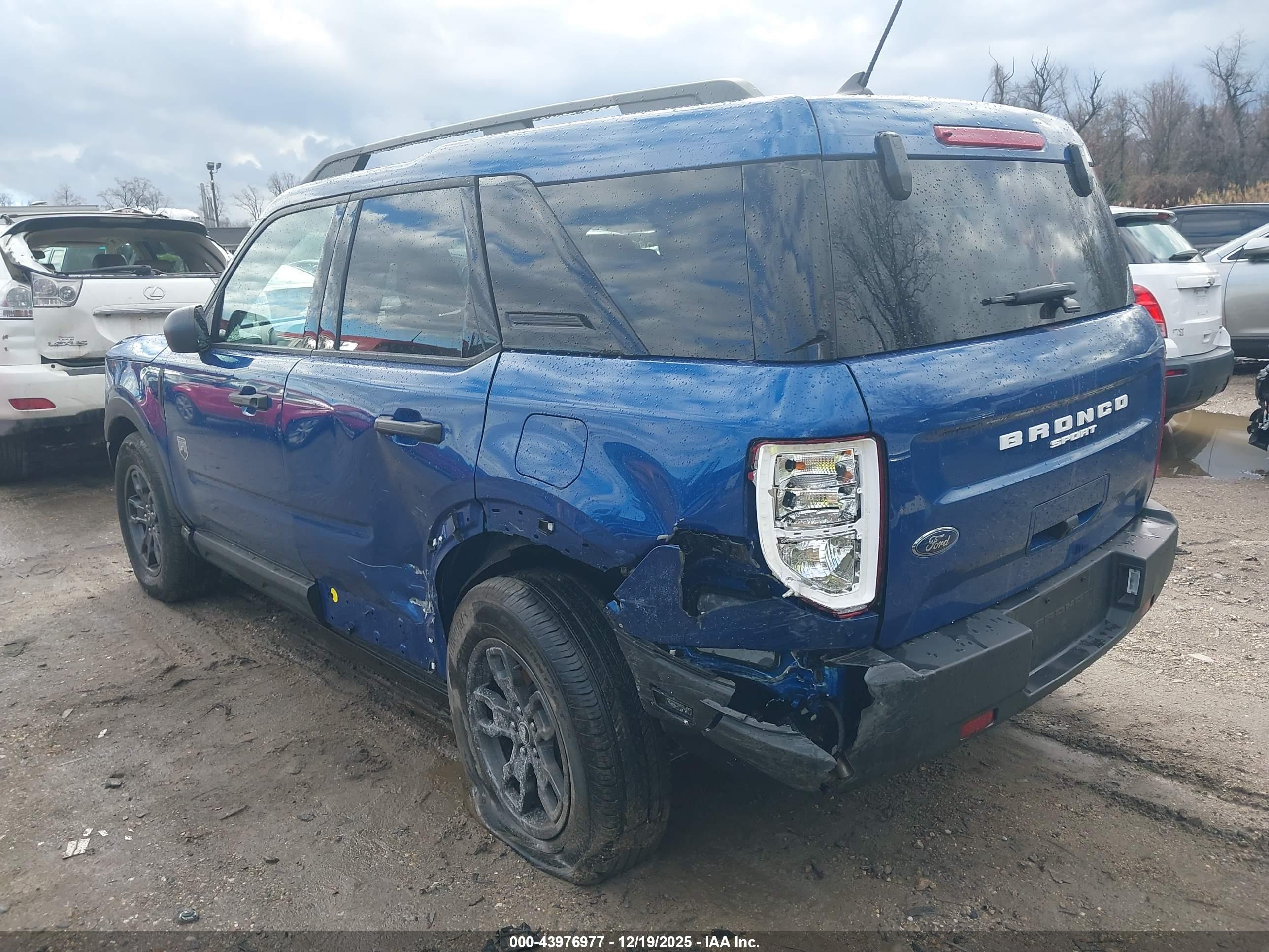 FORD BRONCO image 6