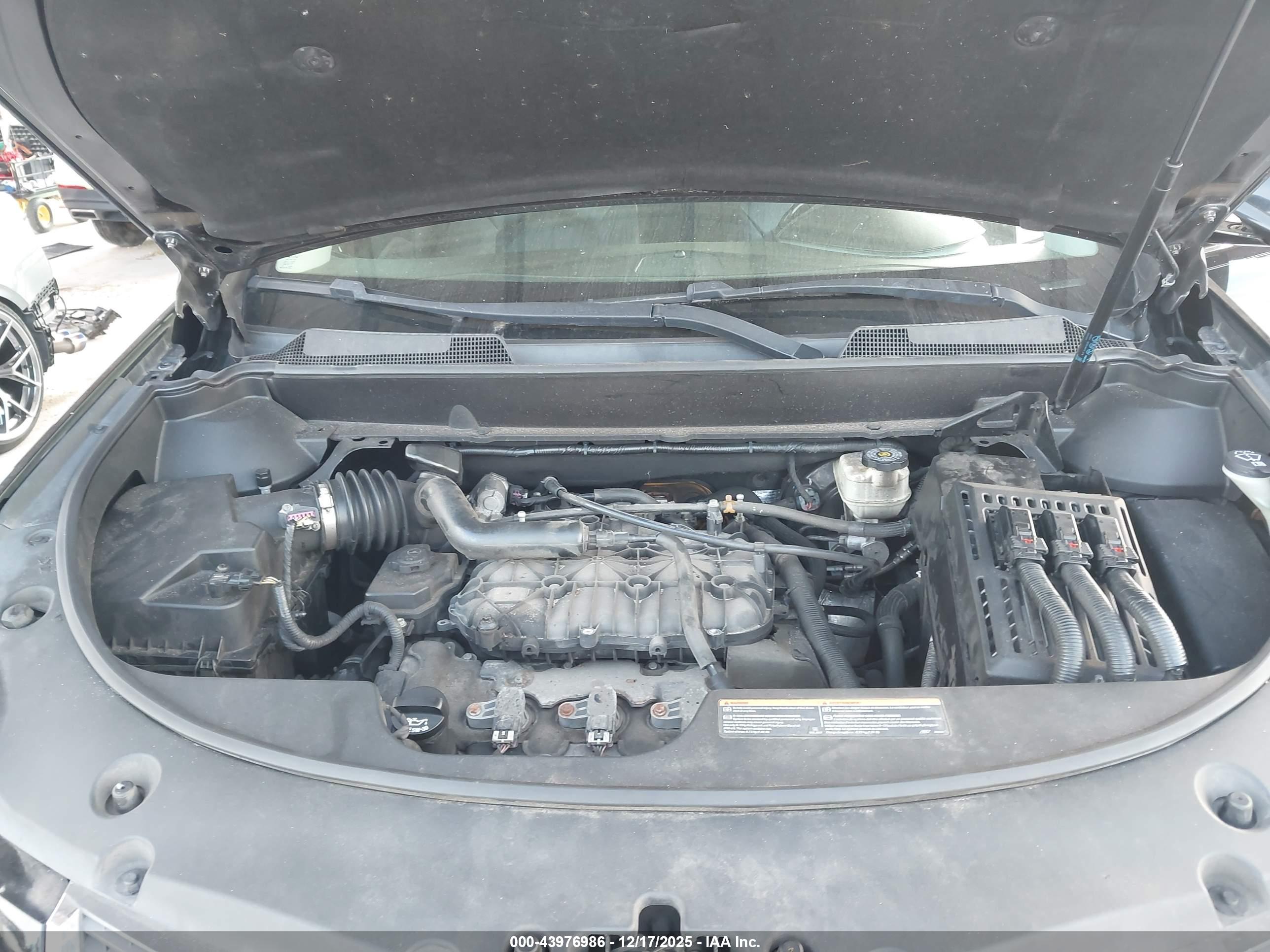 CADILLAC SRX image 10