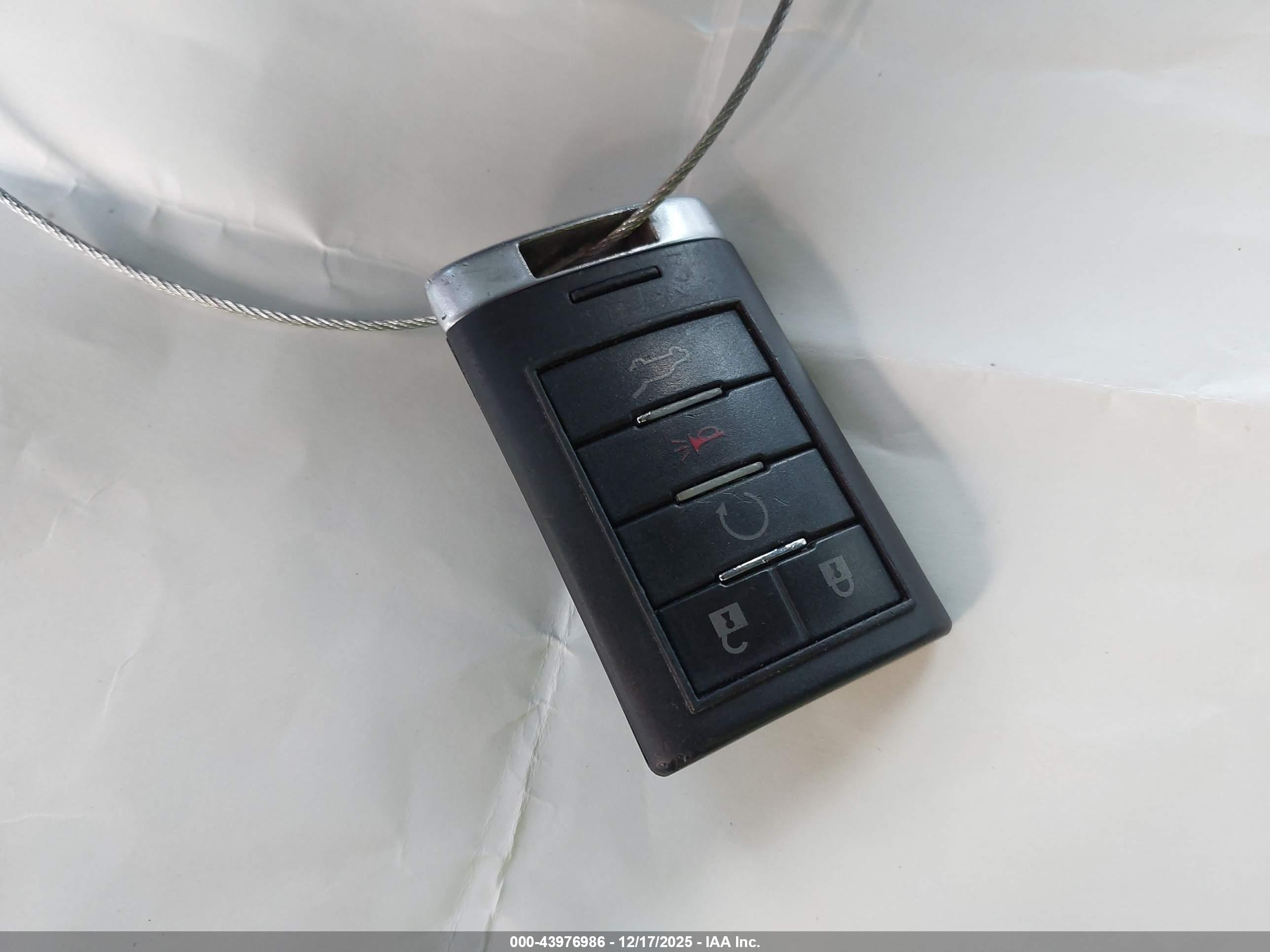 CADILLAC SRX image 11